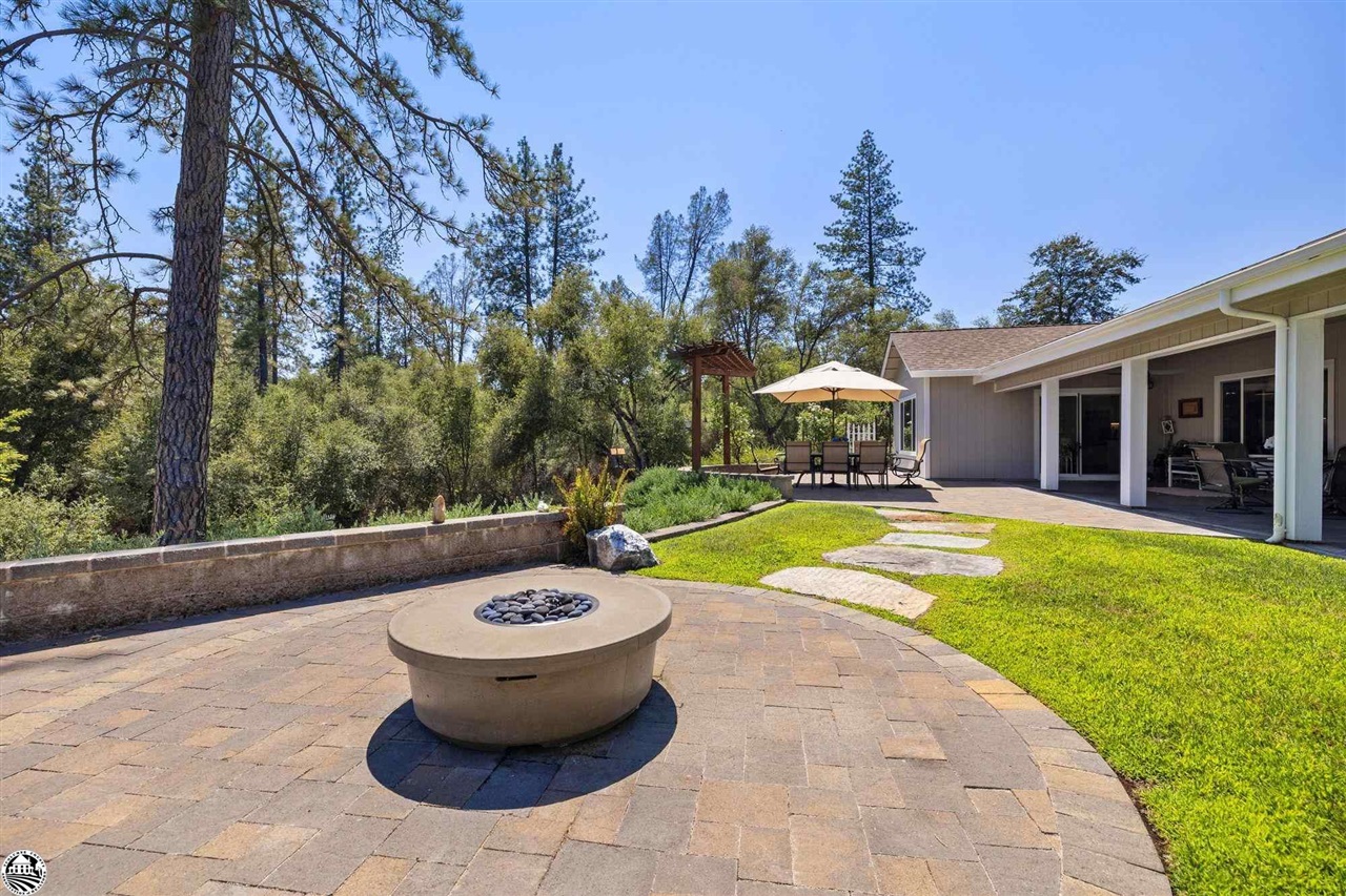 21831 Sawmill Flat Rd