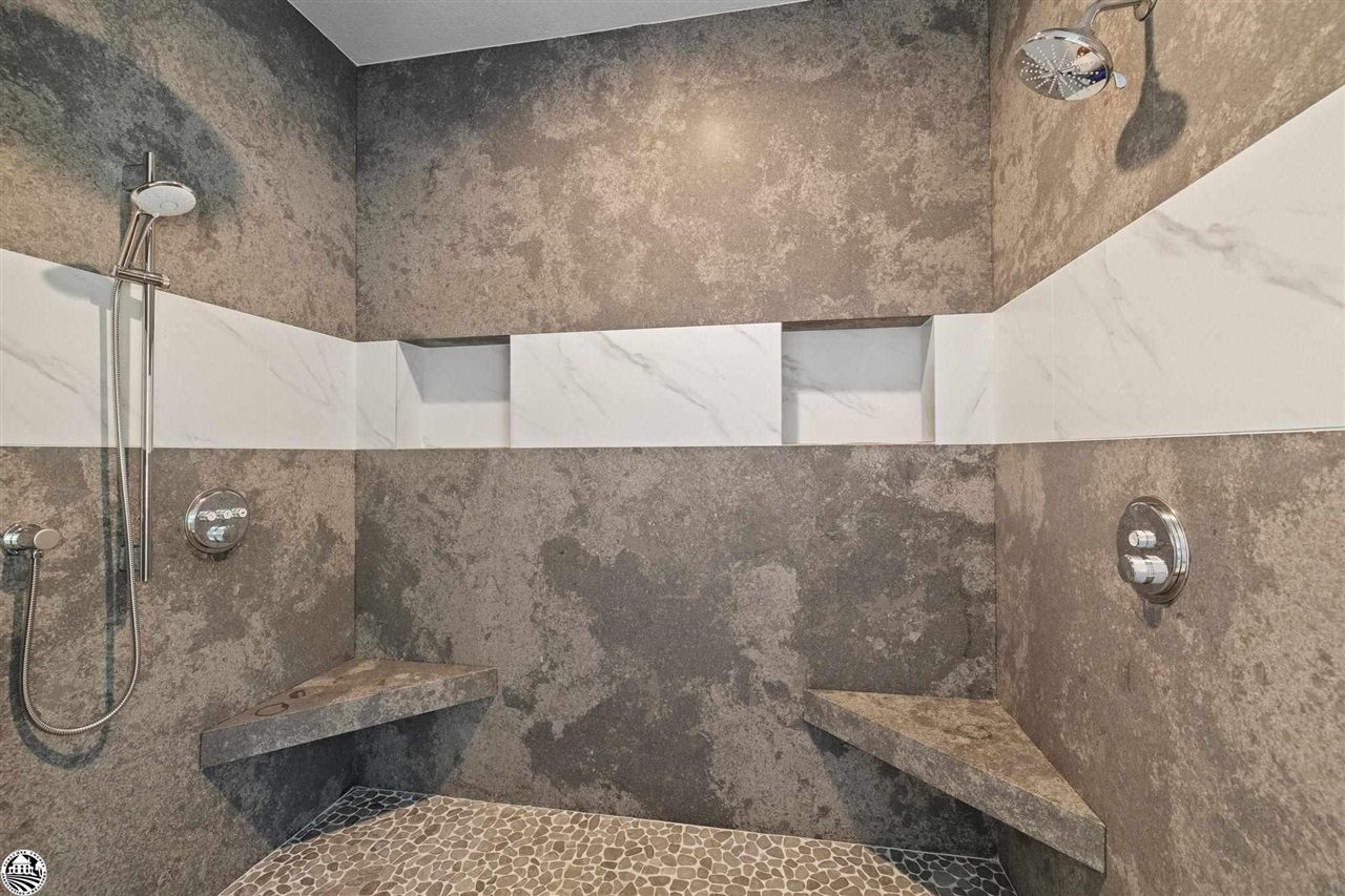 21831 Sawmill Flat Rd