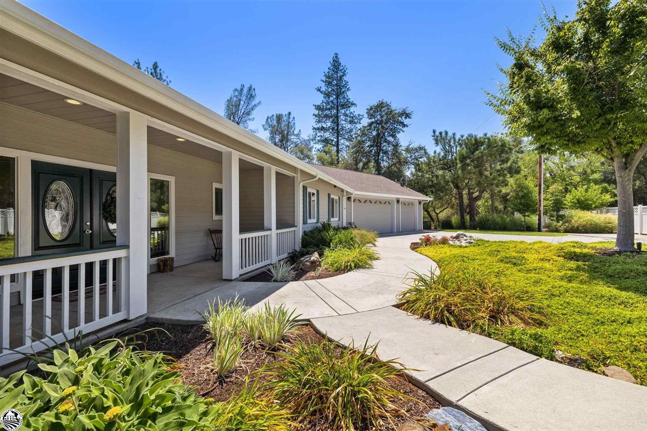 21831 Sawmill Flat Rd