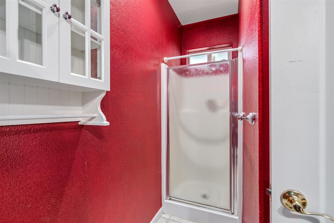 21011 Phoenix Lake Rd