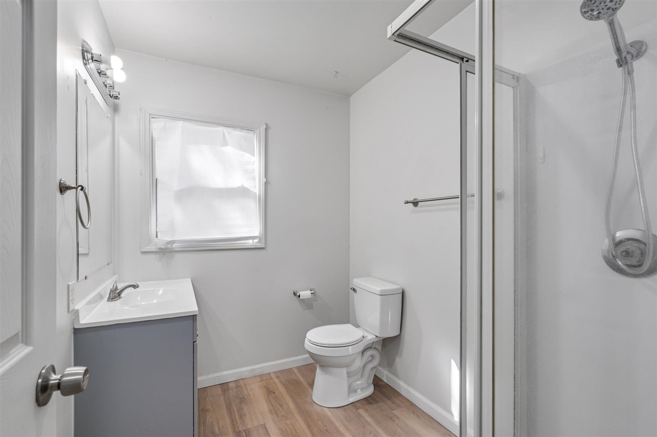 21011 Phoenix Lake Rd