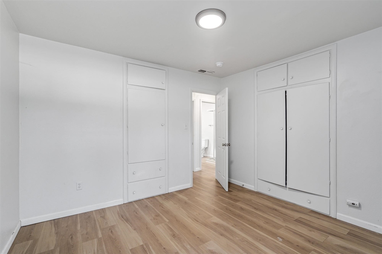 21011 Phoenix Lake Rd