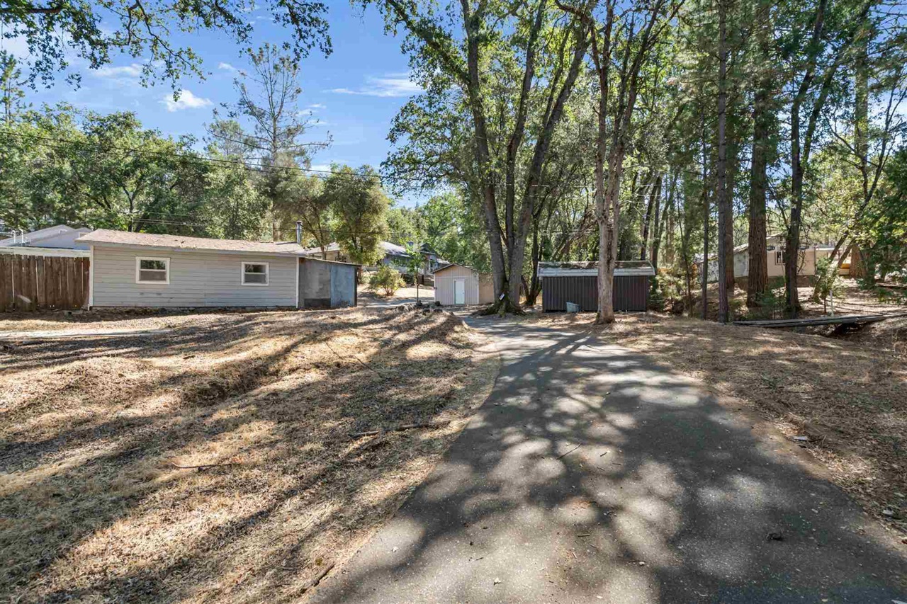 21011 Phoenix Lake Rd