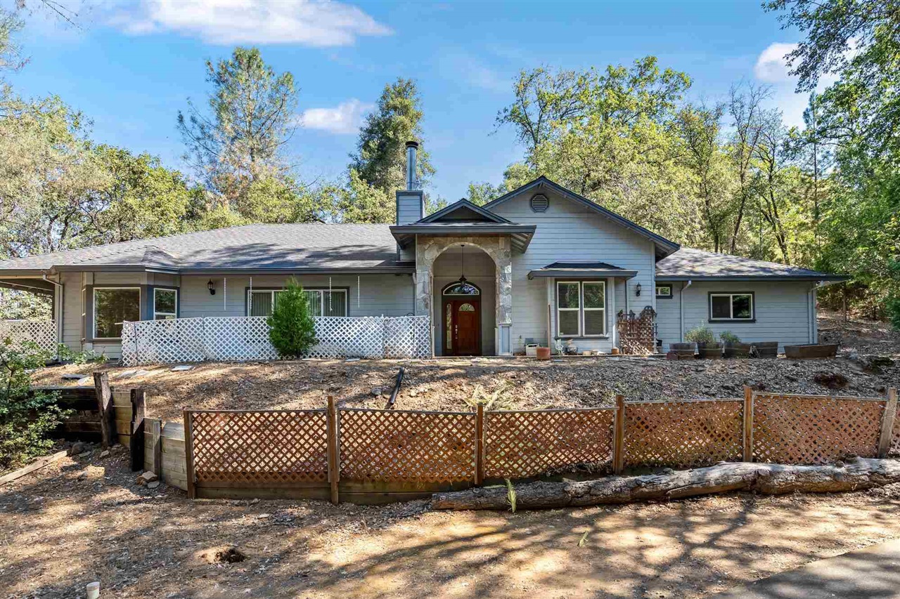 21011 Phoenix Lake RD