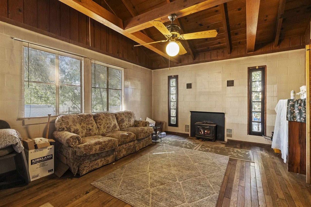 8675 Priest Coulterville Rd