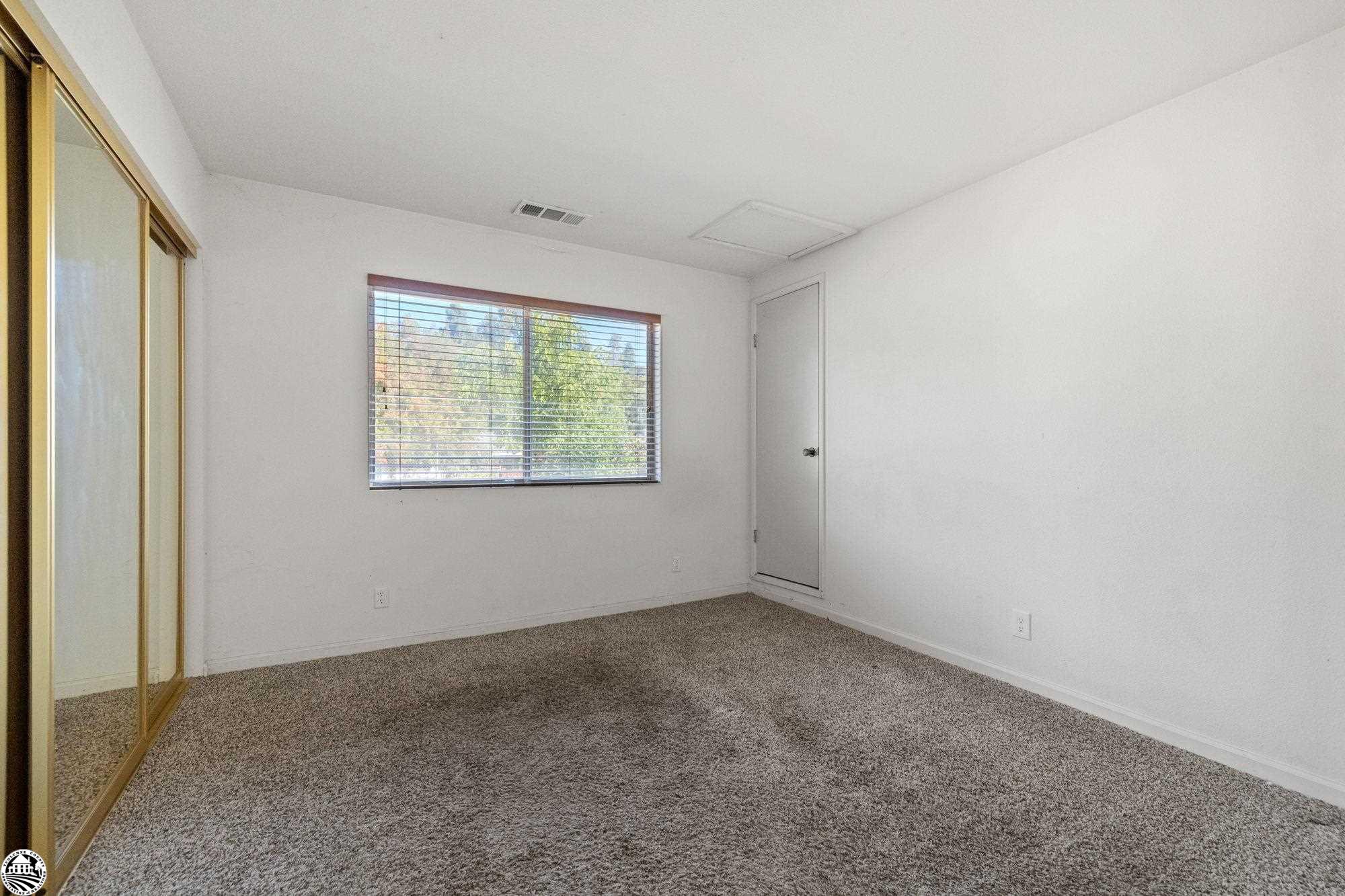 16607 S Creekside Dr