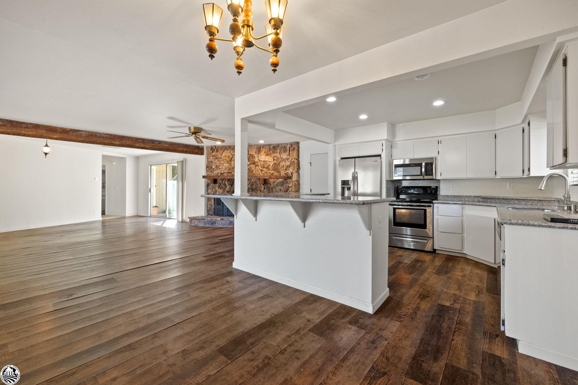 16607 S Creekside Dr