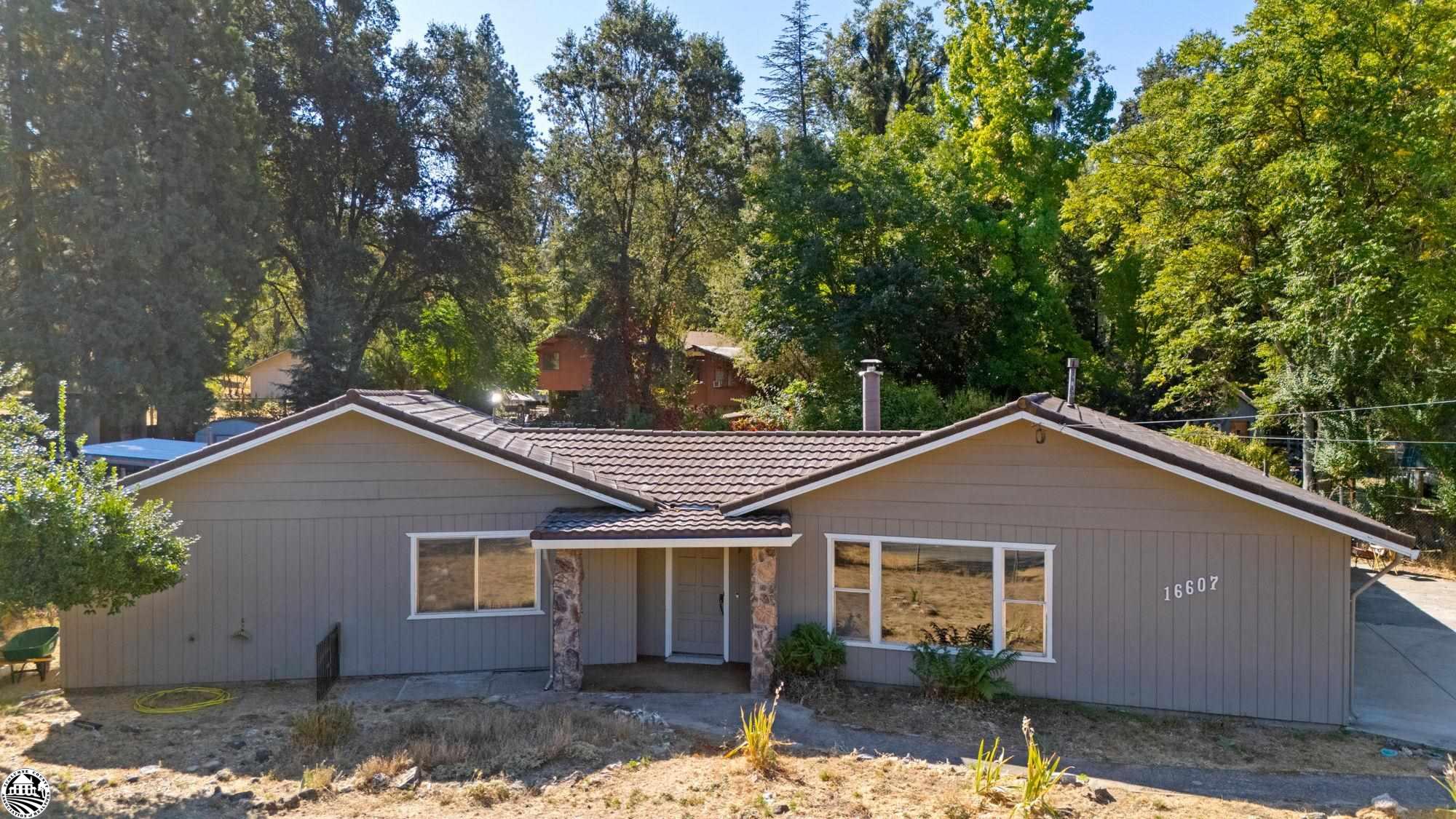 16607 S Creekside Dr