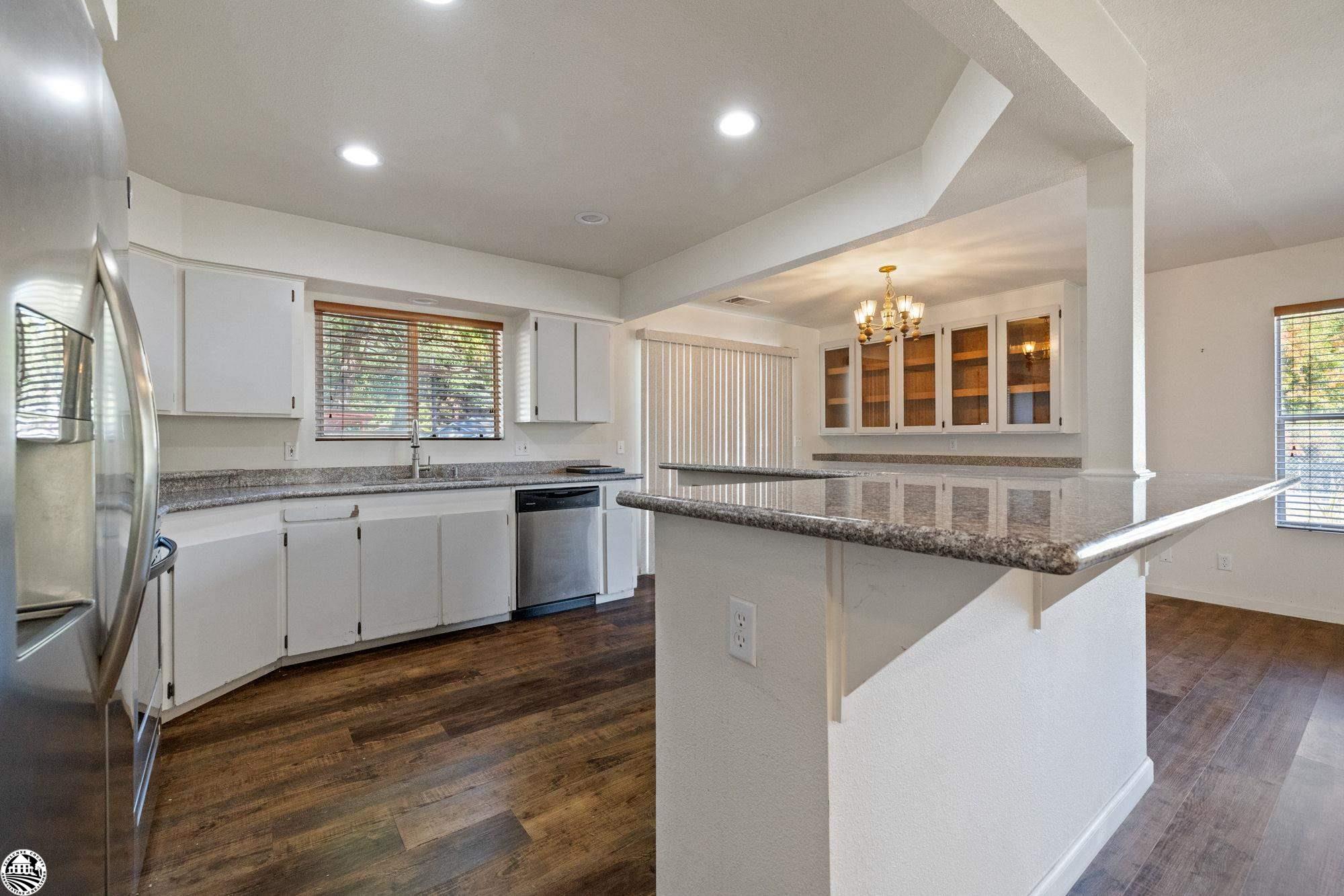 16607 S Creekside Dr