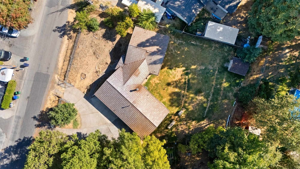 16607 S Creekside Dr