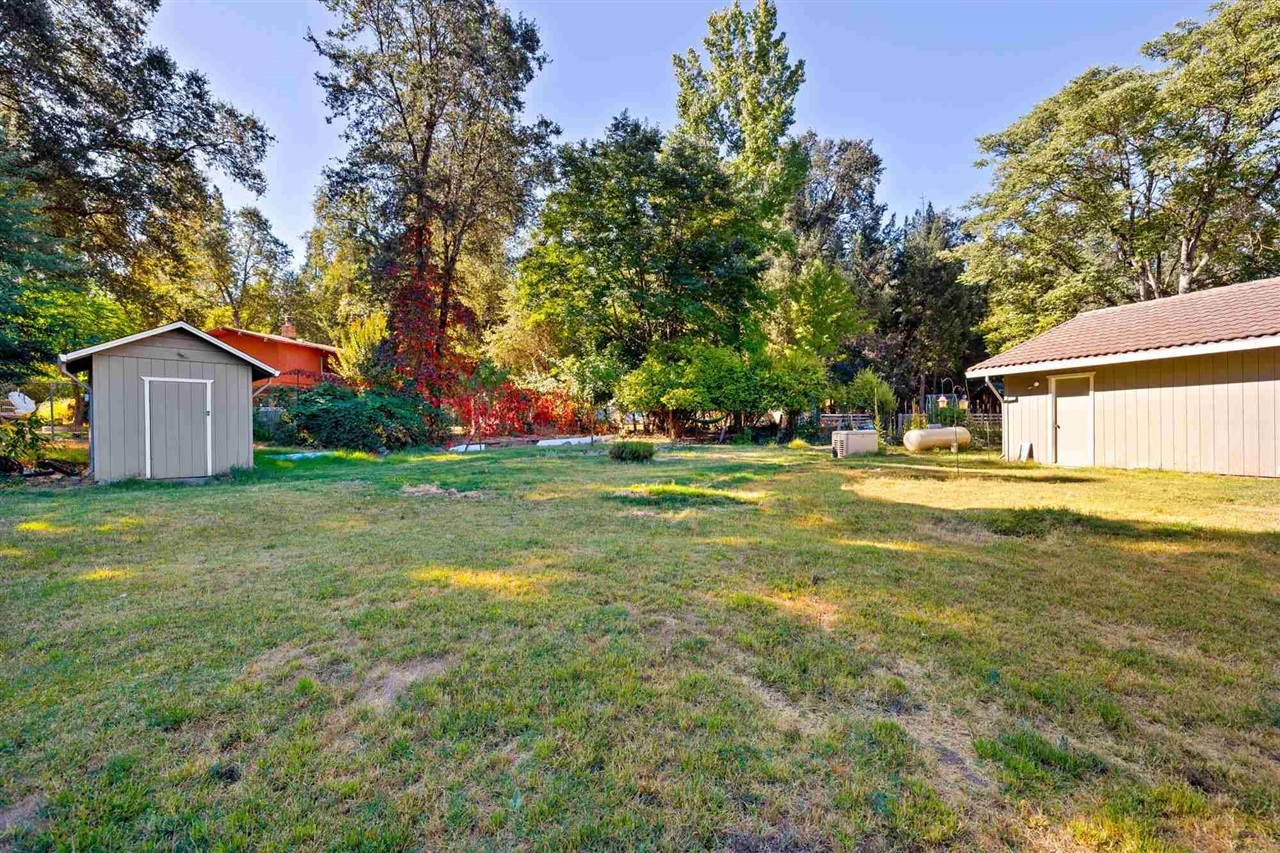 16607 S Creekside Dr