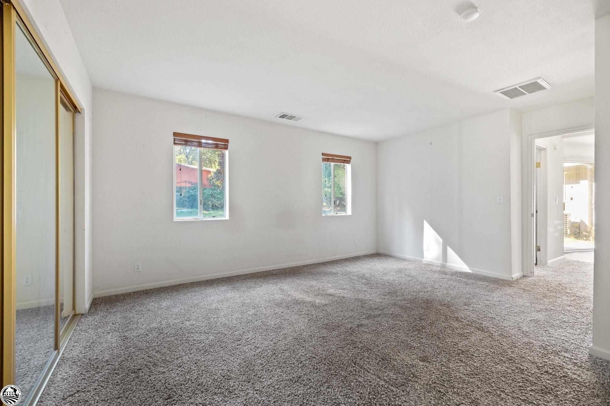 16607 S Creekside Dr