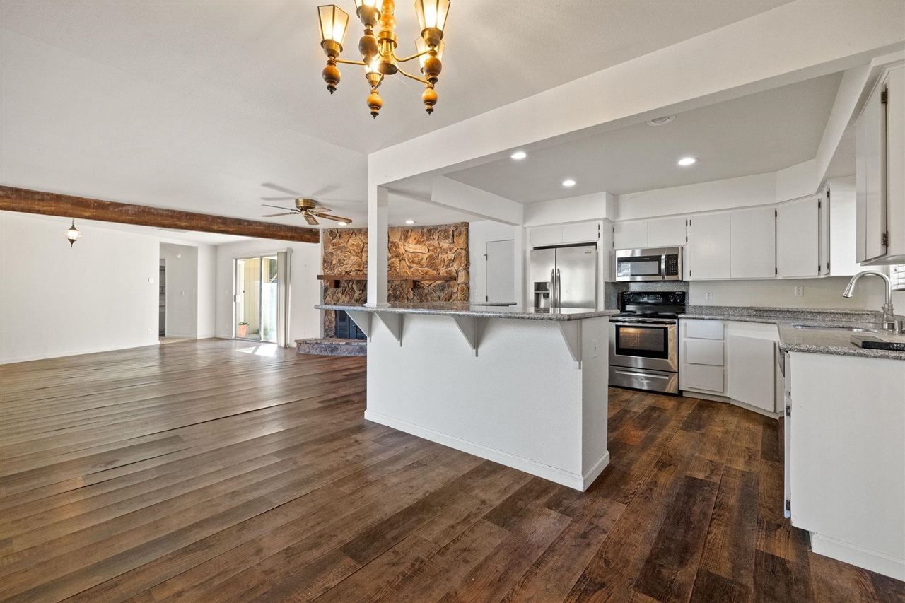 16607 S Creekside Dr