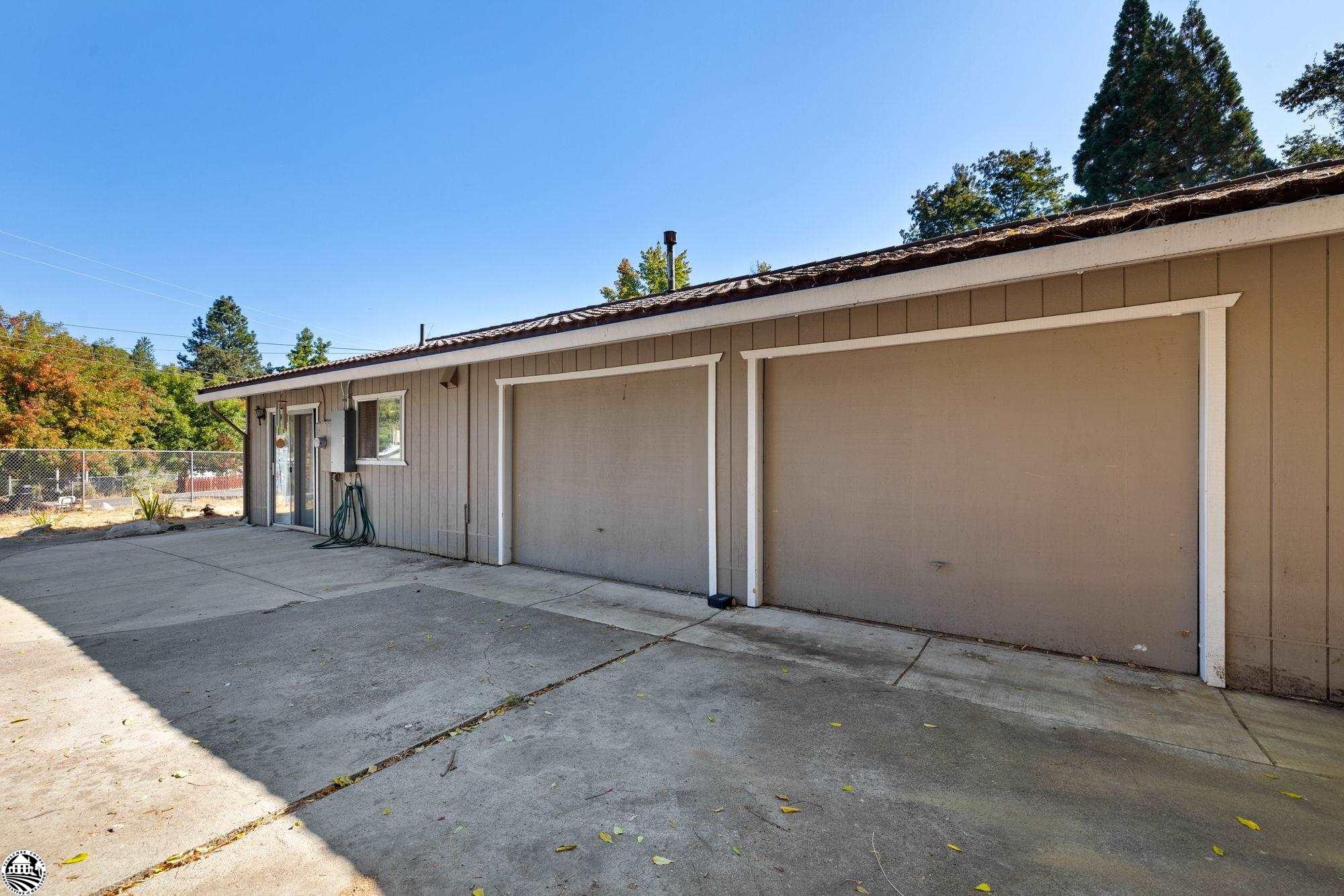 16607 S Creekside Dr