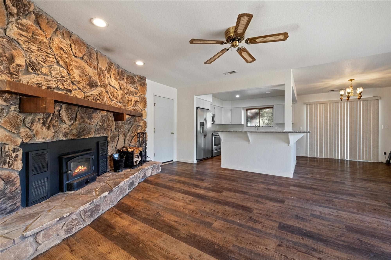 16607 S Creekside Dr