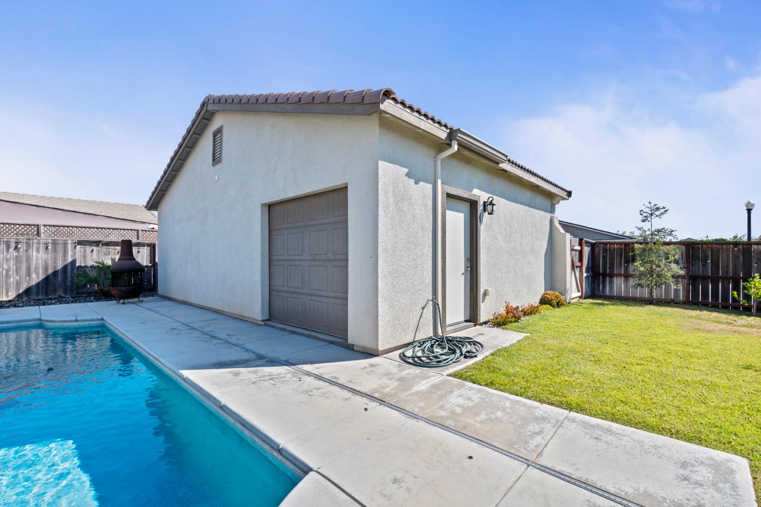 587 Bascule Drive