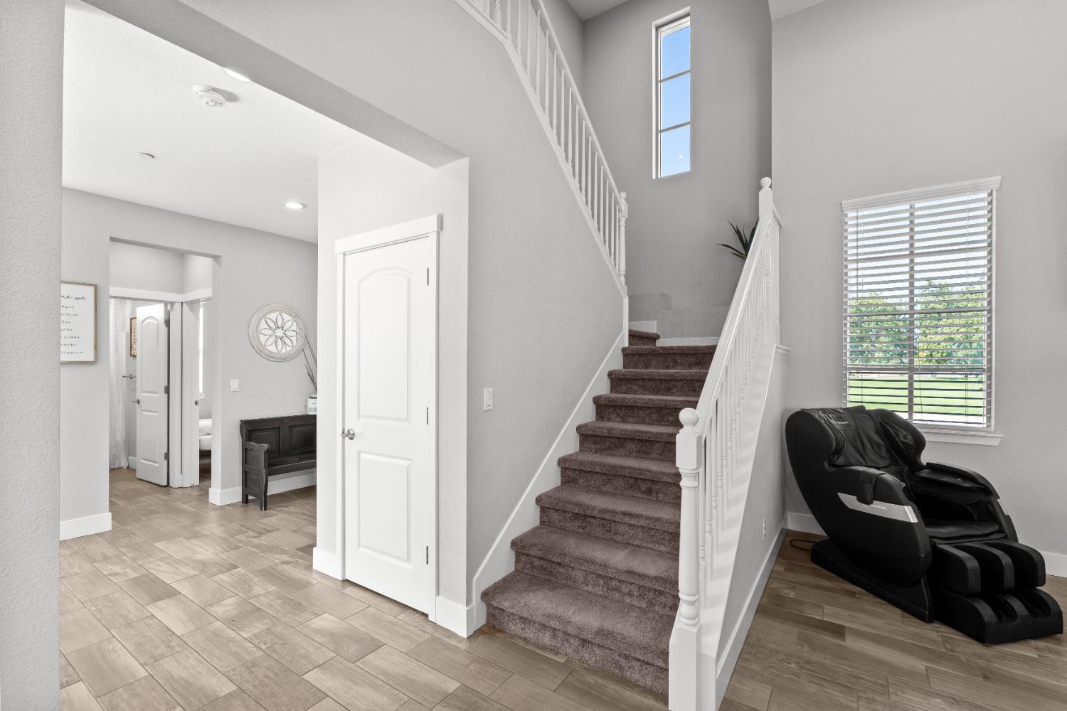 587 Bascule Drive