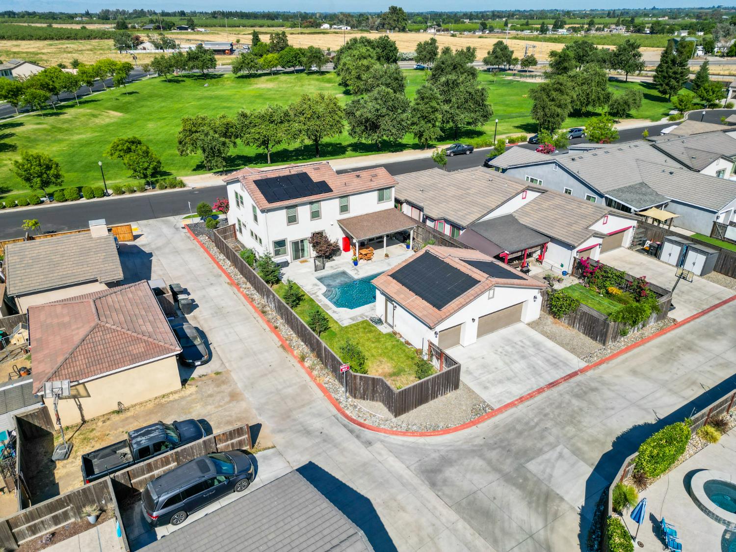 587 Bascule Drive