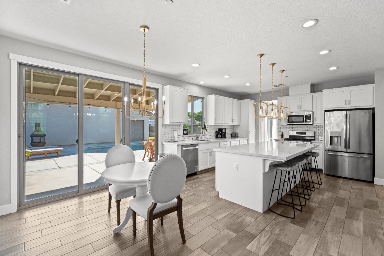 587 Bascule Drive