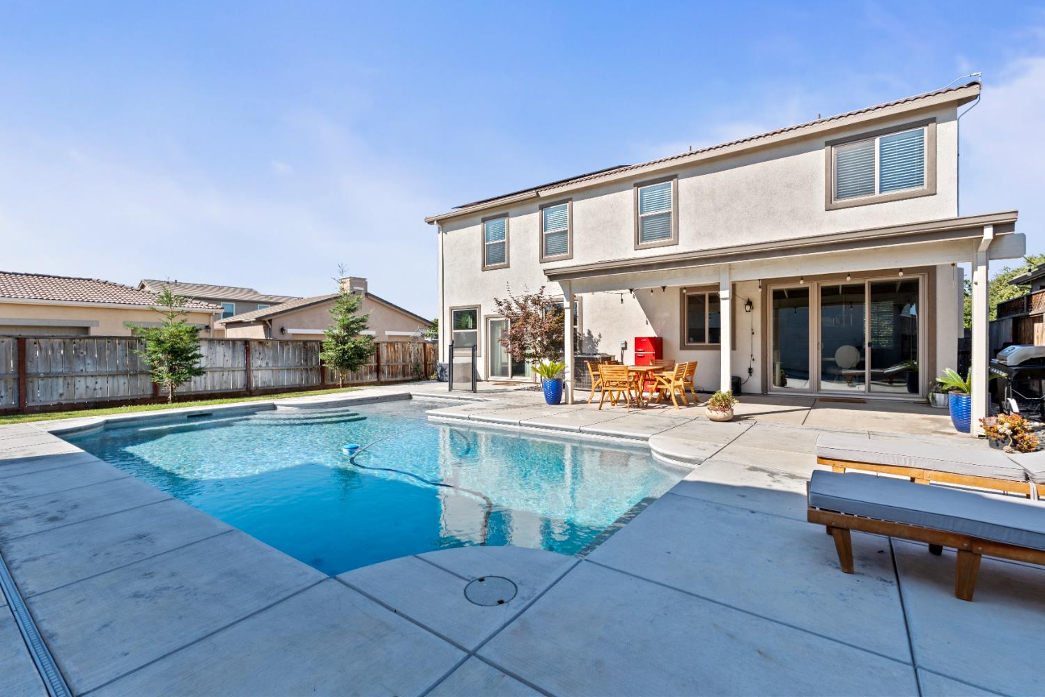 587 Bascule Drive