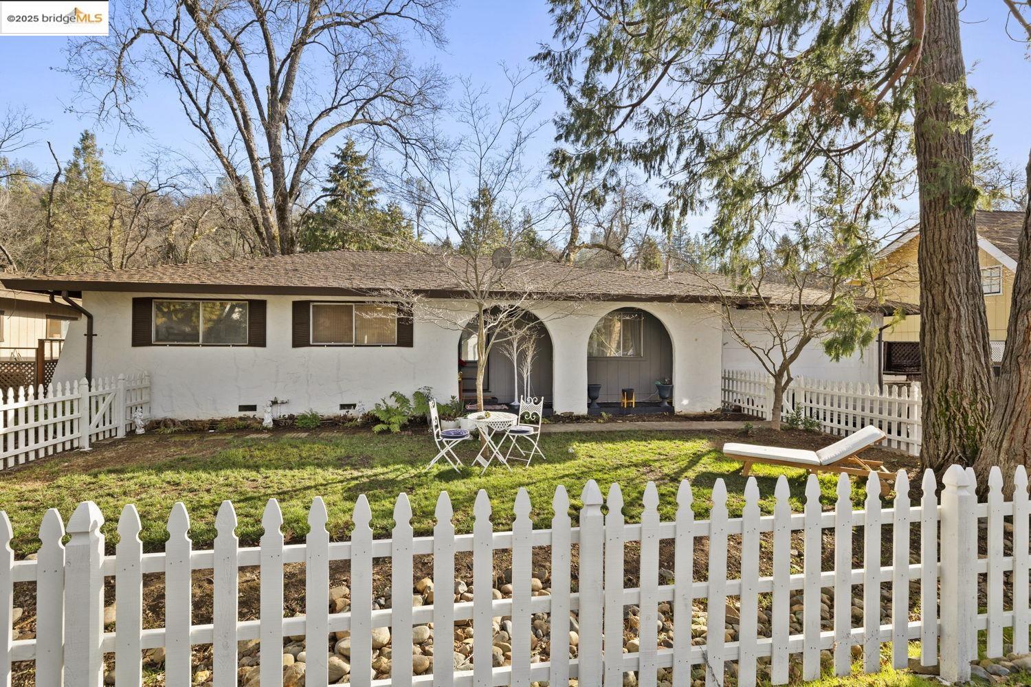 15409 Camino Del Parque S