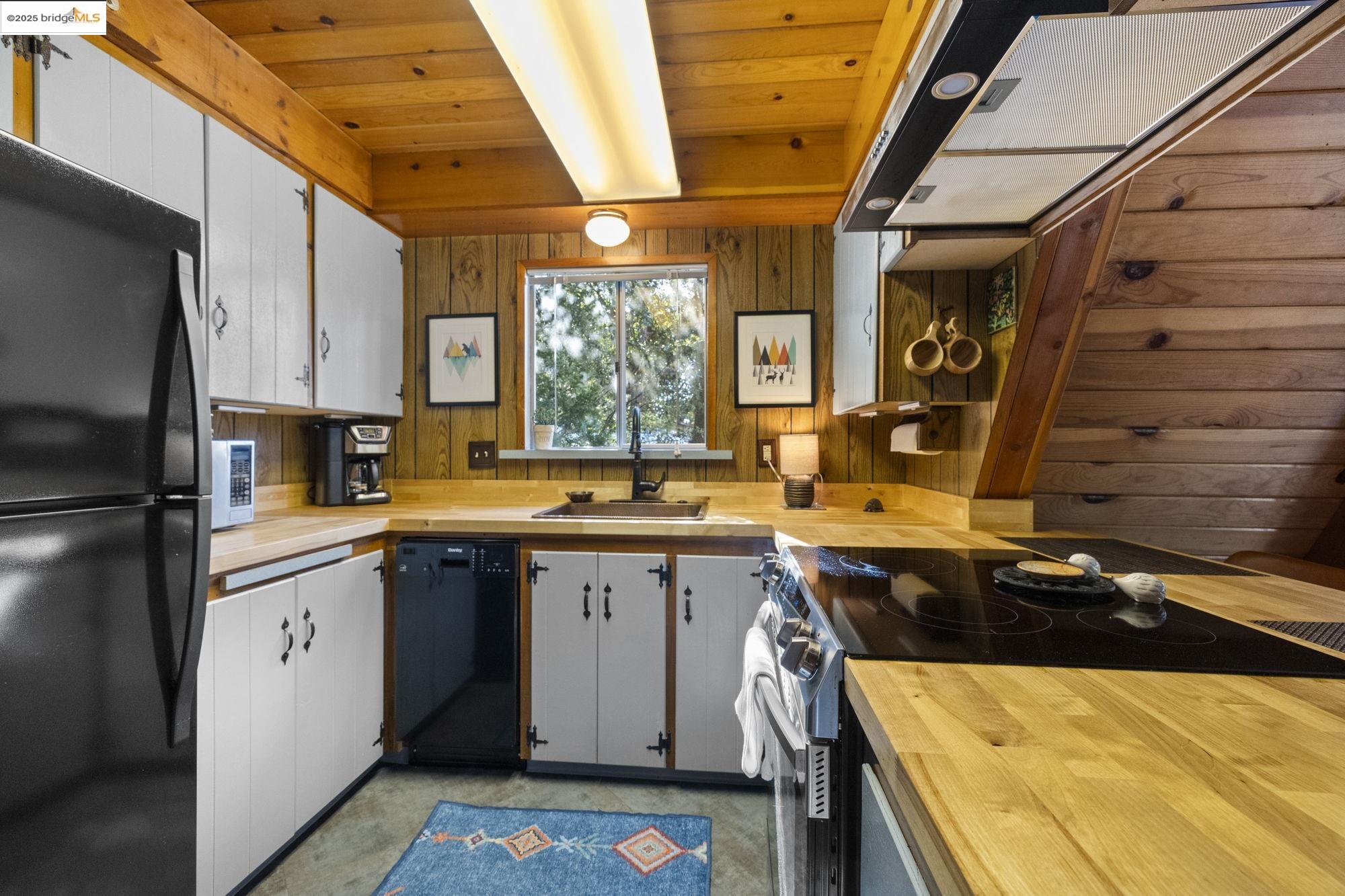 22393 Colorado River South