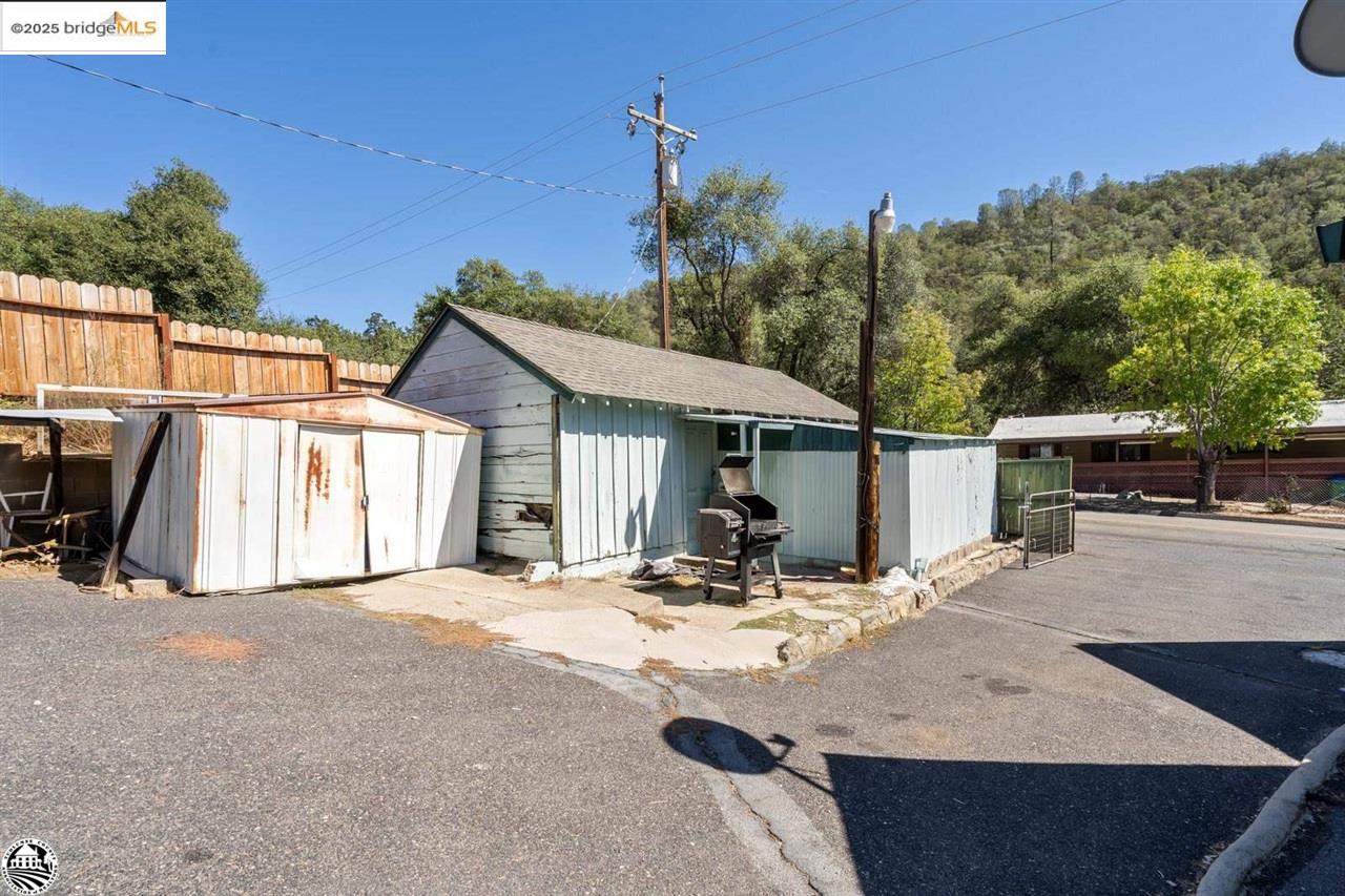 20785 Lyons Bald Mountain Rd