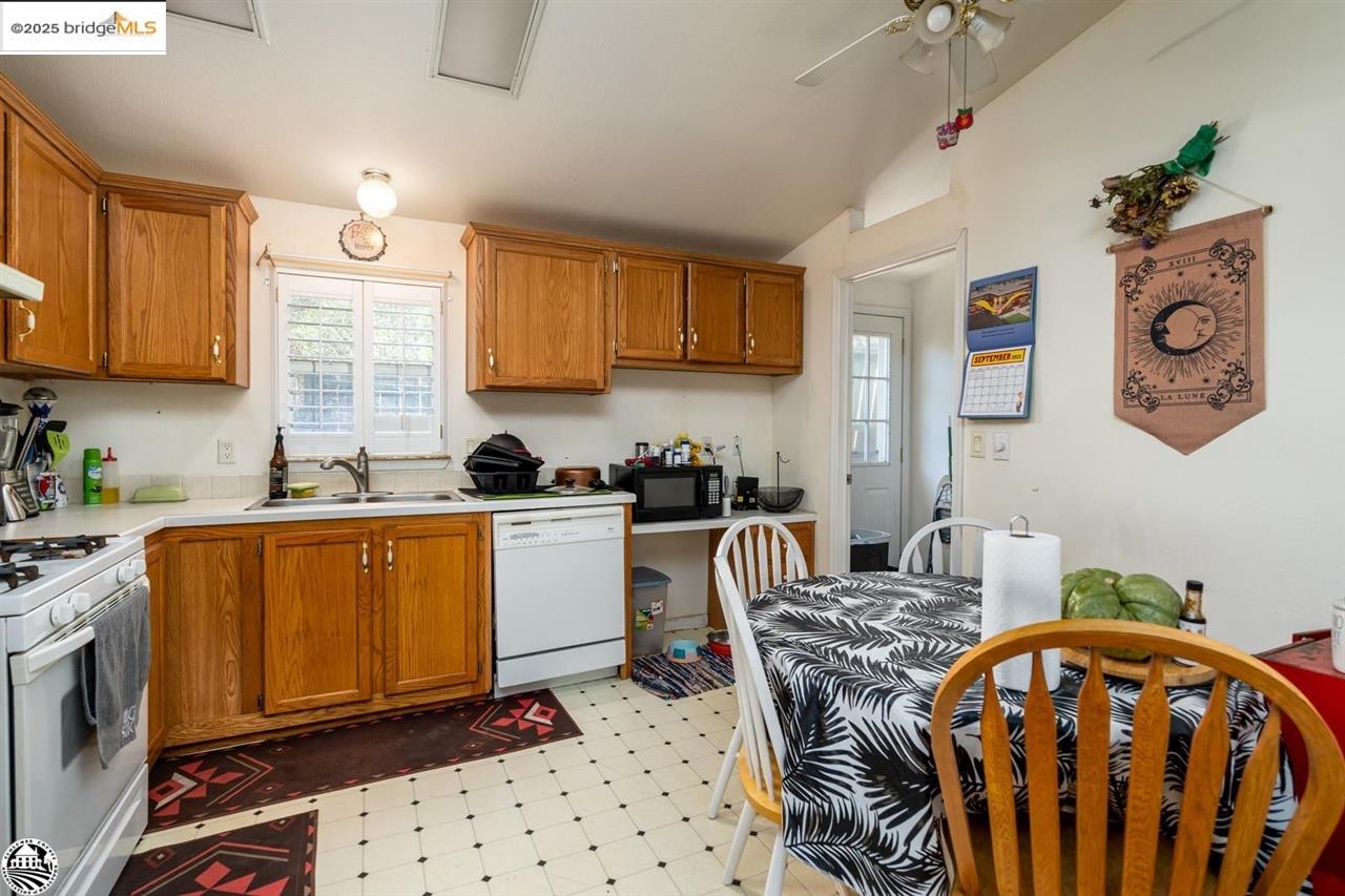 20785 Lyons Bald Mountain Rd