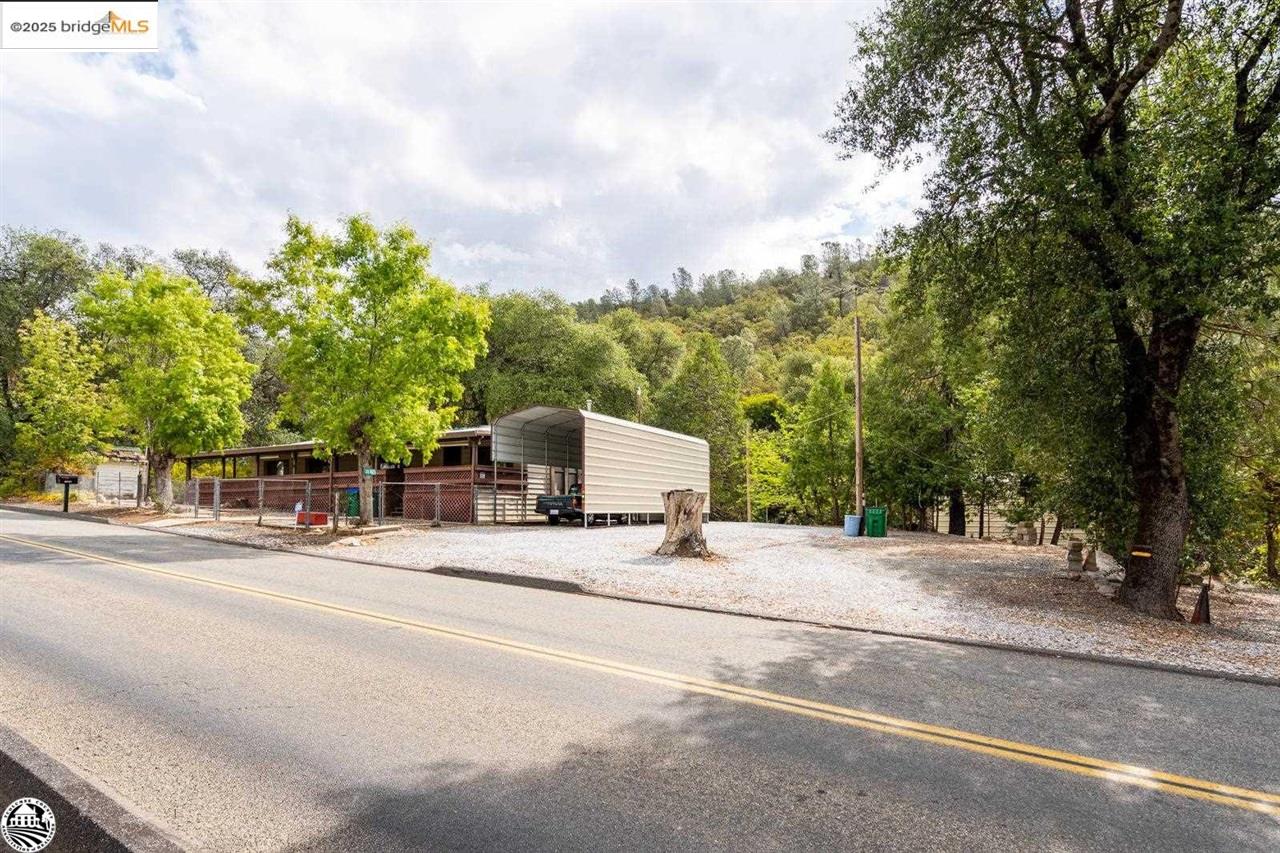 20785 Lyons Bald Mountain Rd