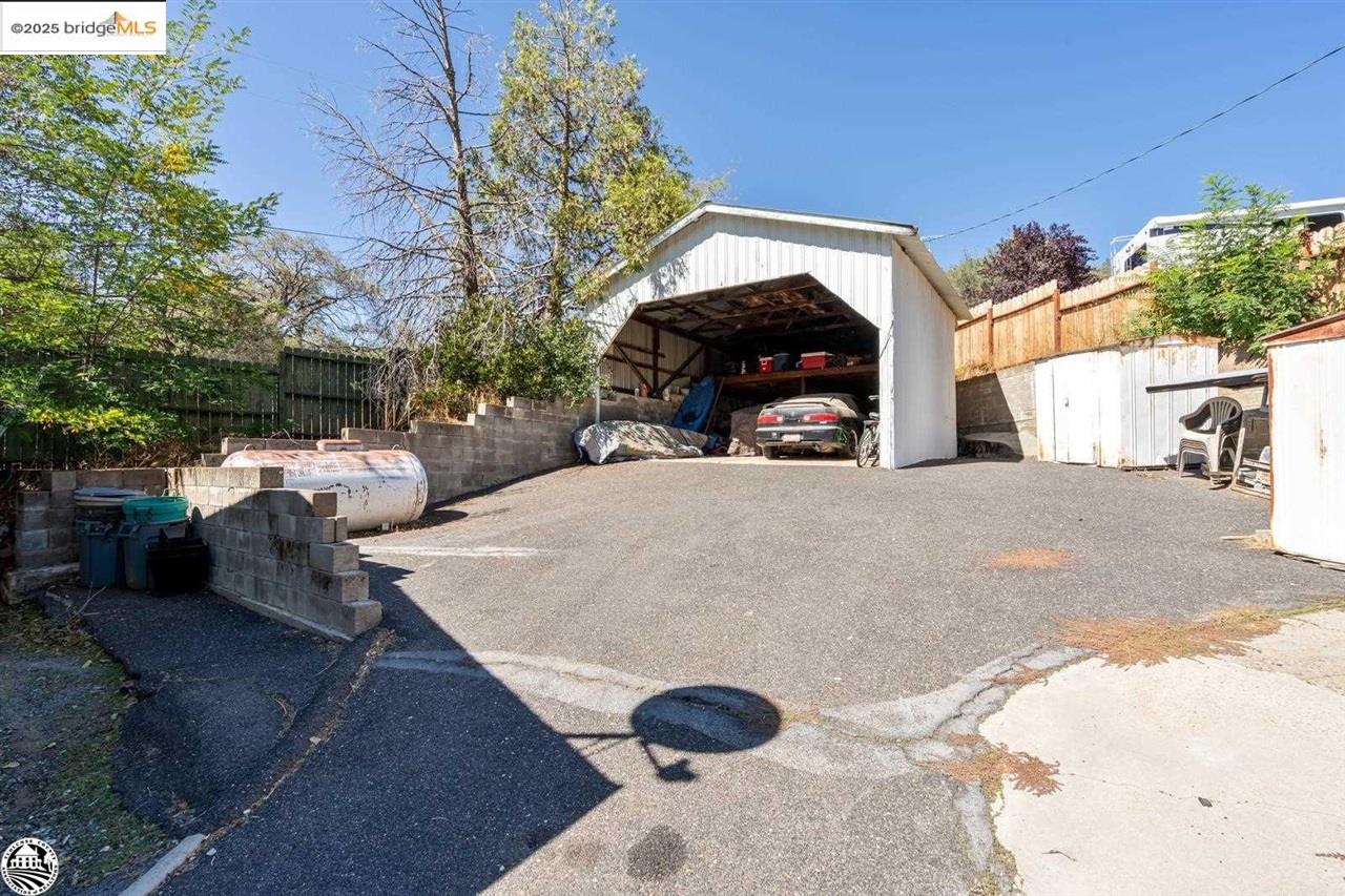 20785 Lyons Bald Mountain Rd