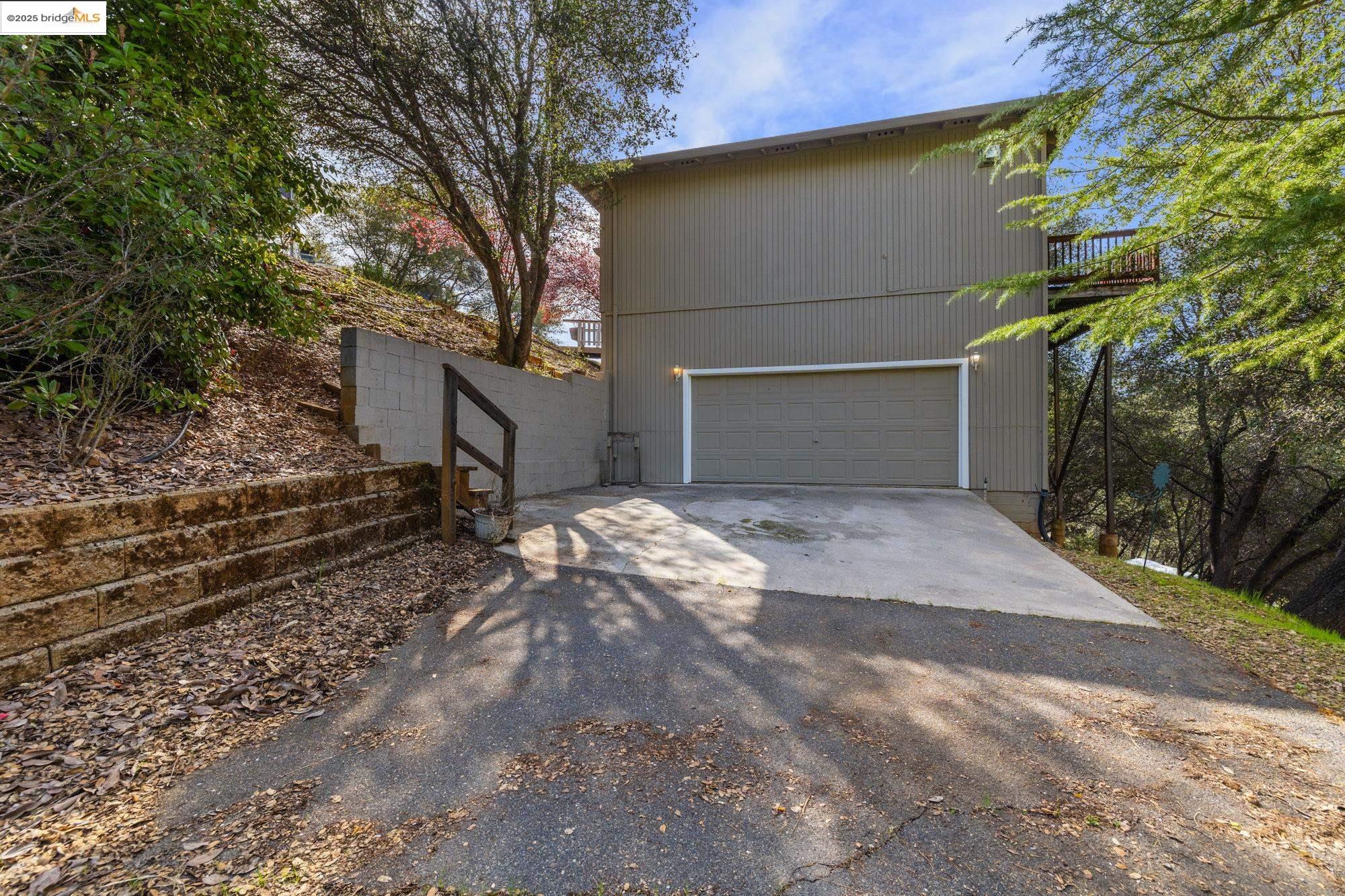 375 Arbona Cir