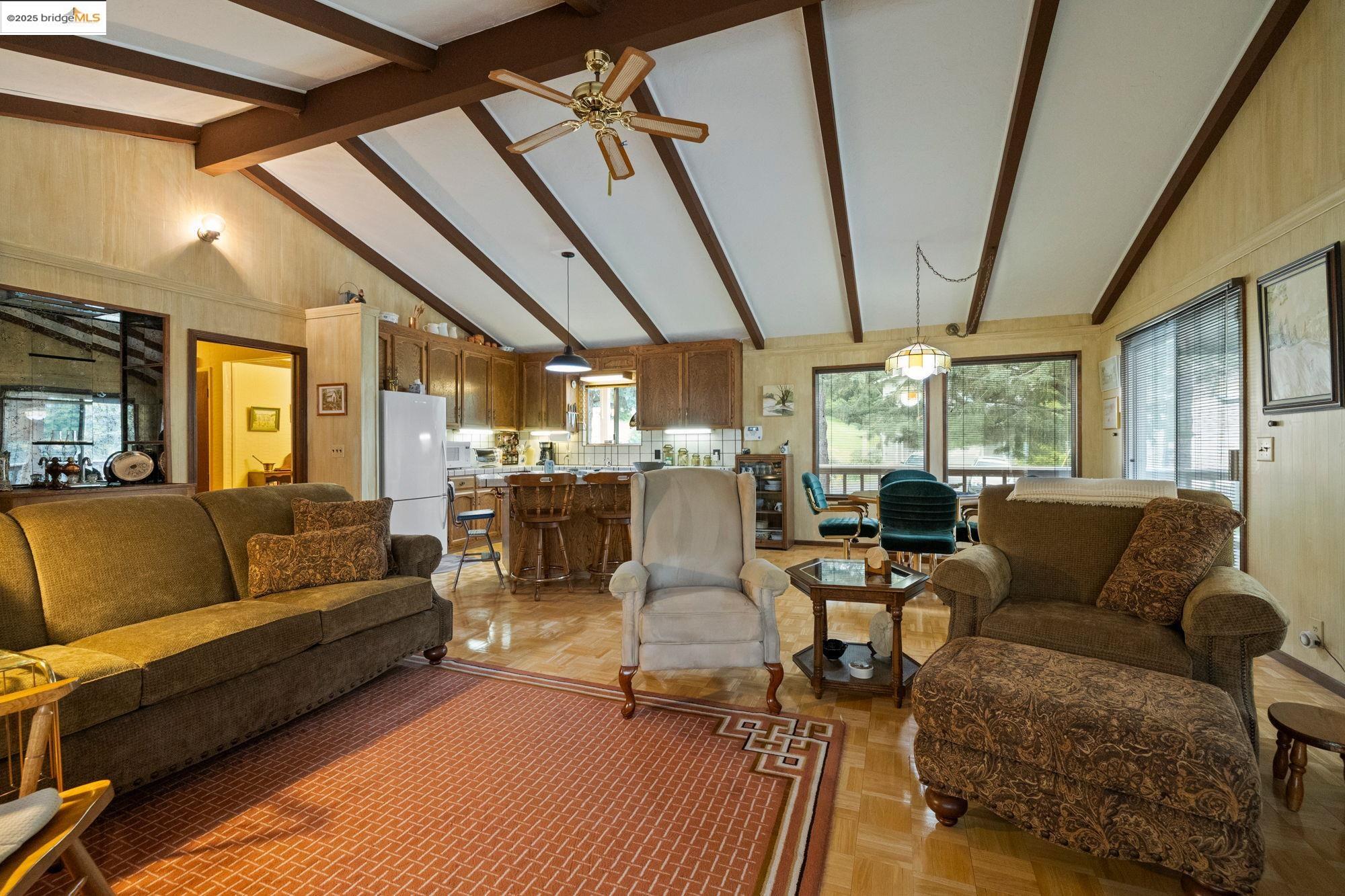 12632 Cresthaven Dr