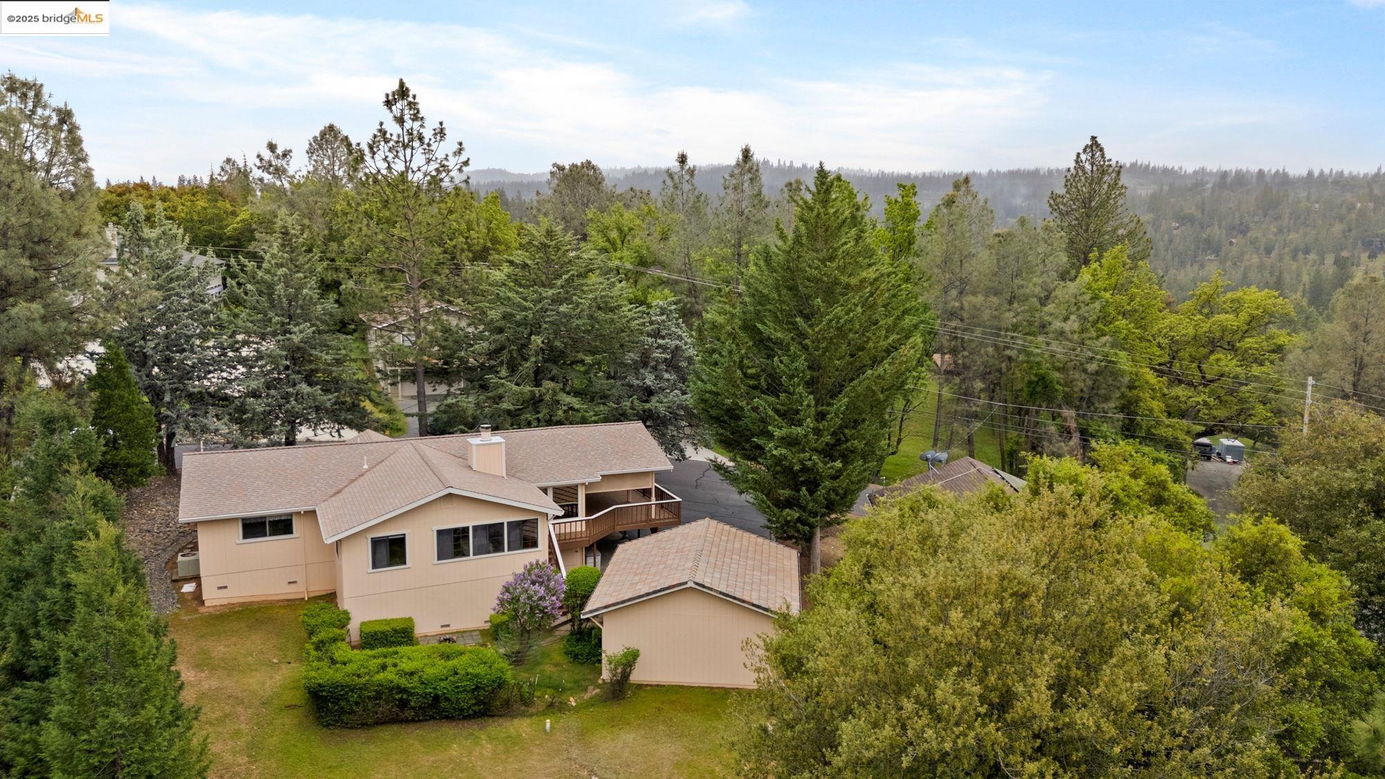12632 Cresthaven Dr