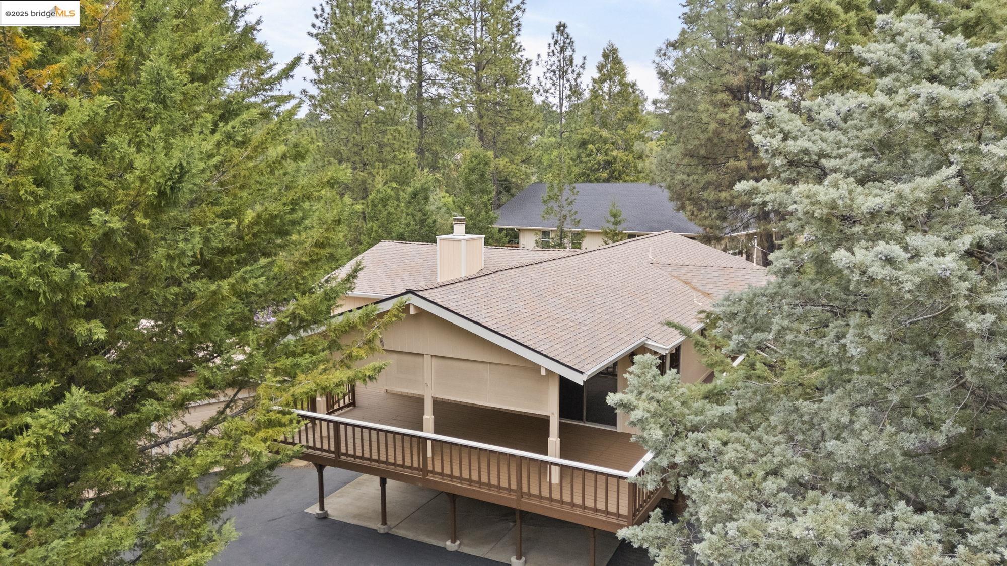 12632 Cresthaven Dr