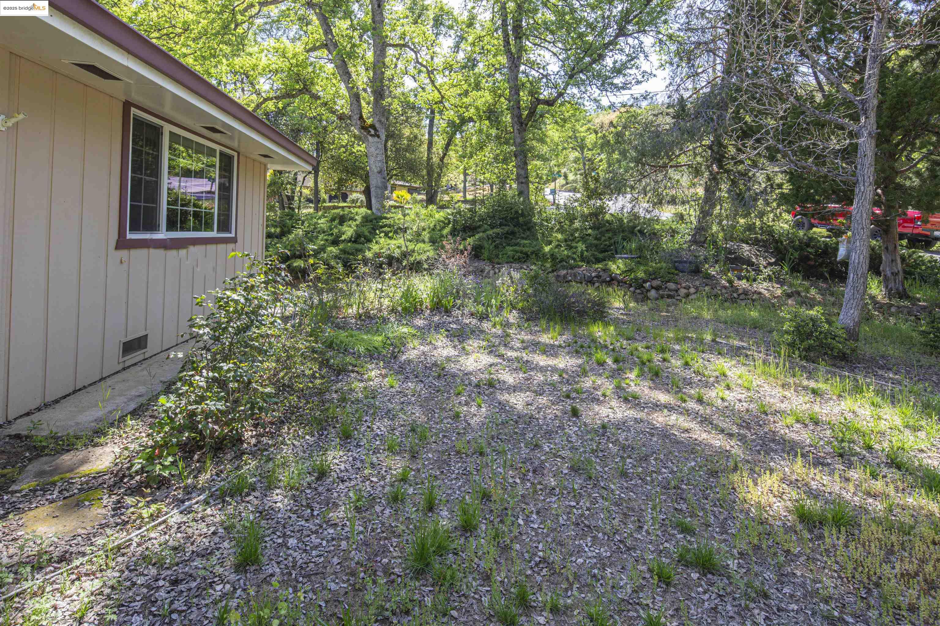 20668 Lower Hillview Dr