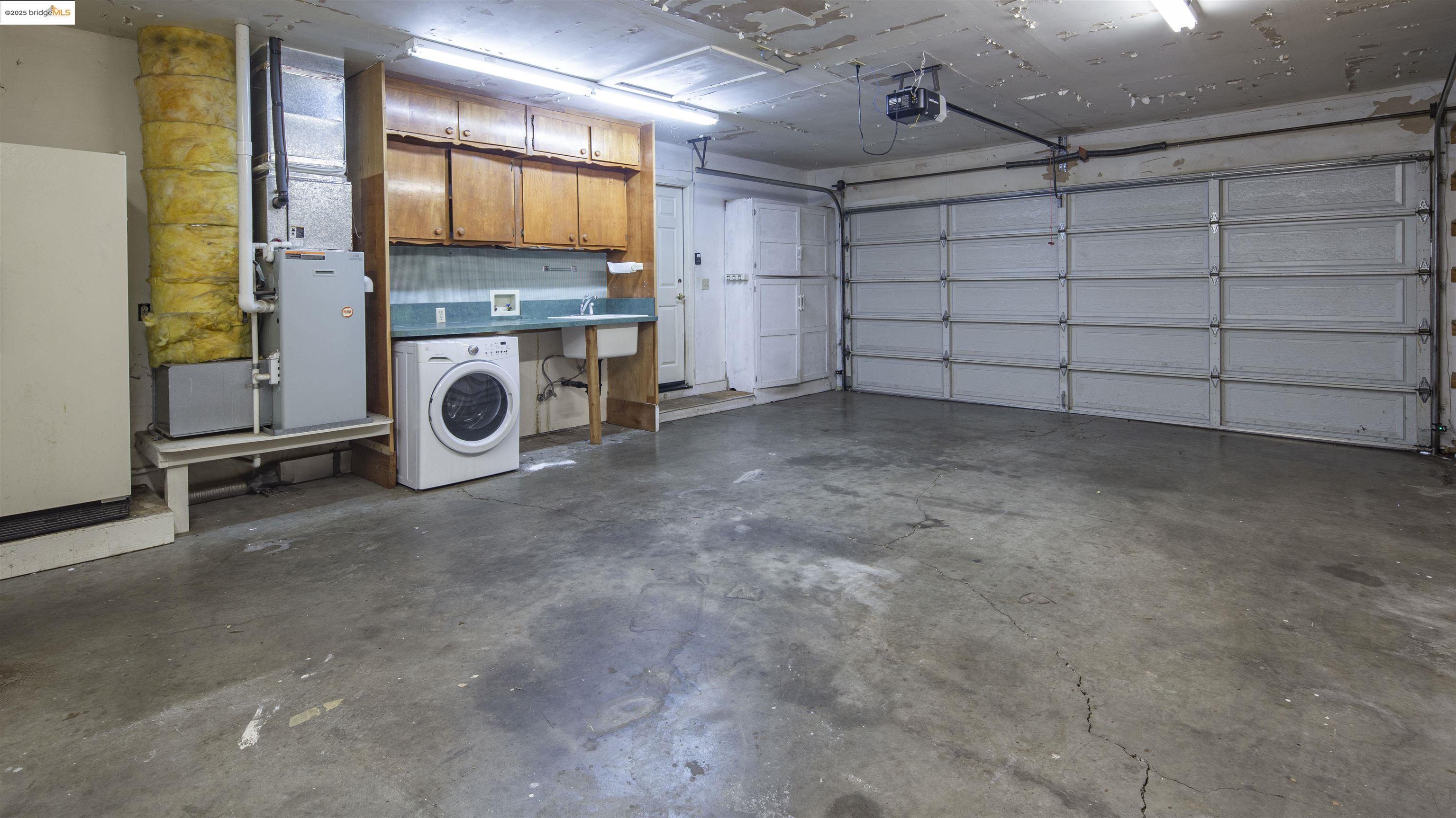 20668 Lower Hillview Dr