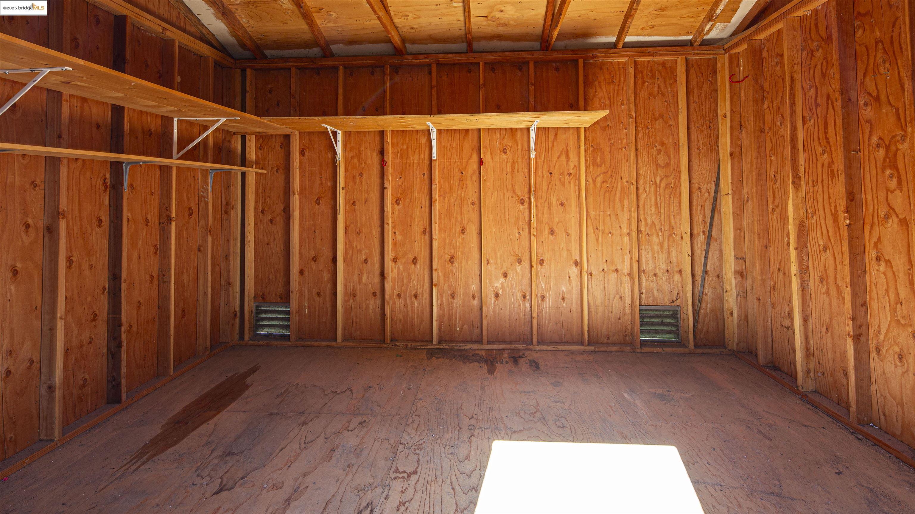 20668 Lower Hillview Dr