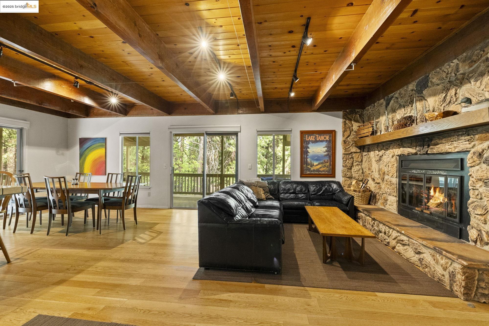28997 Snowhite Ridge