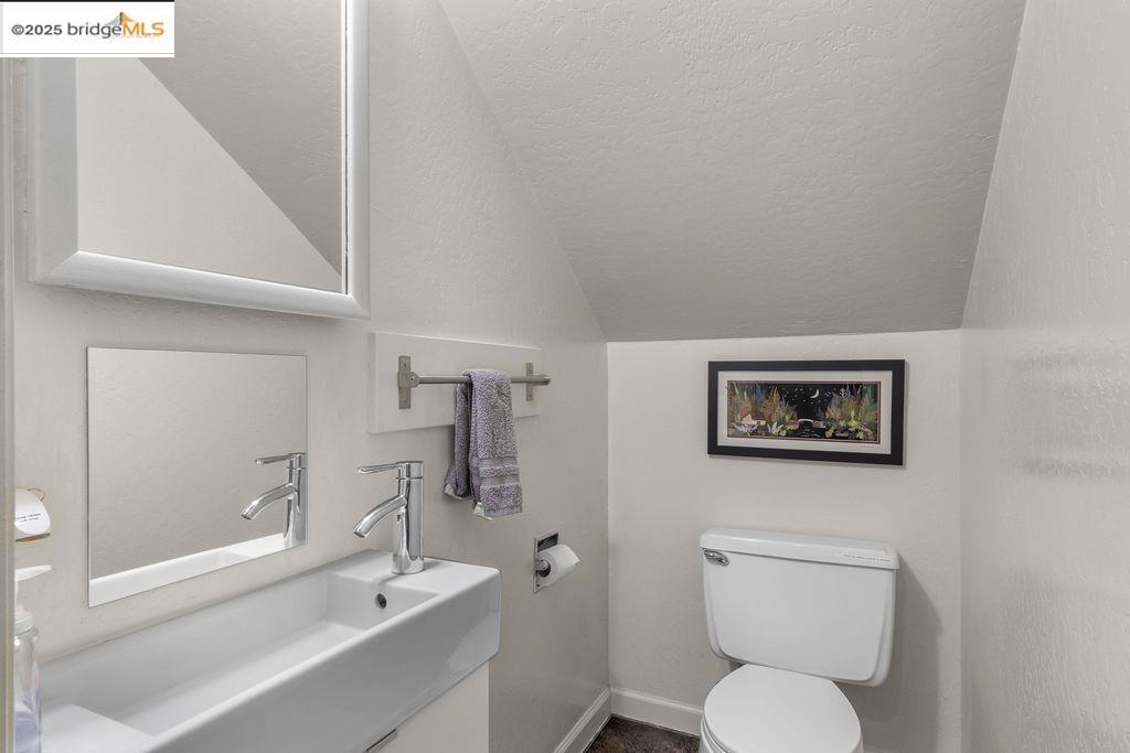 28997 Snowhite Ridge