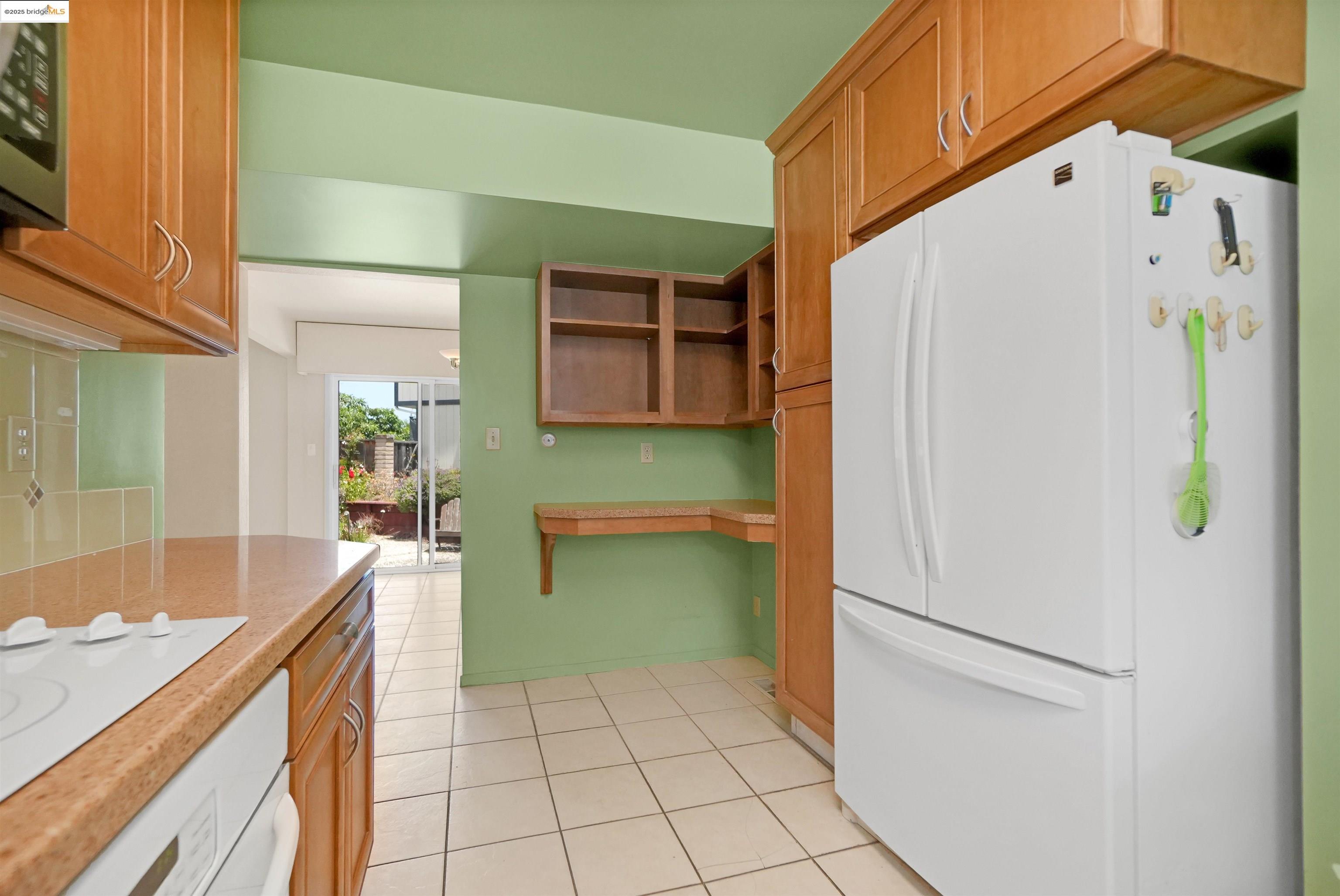 19800 Carnation Ln