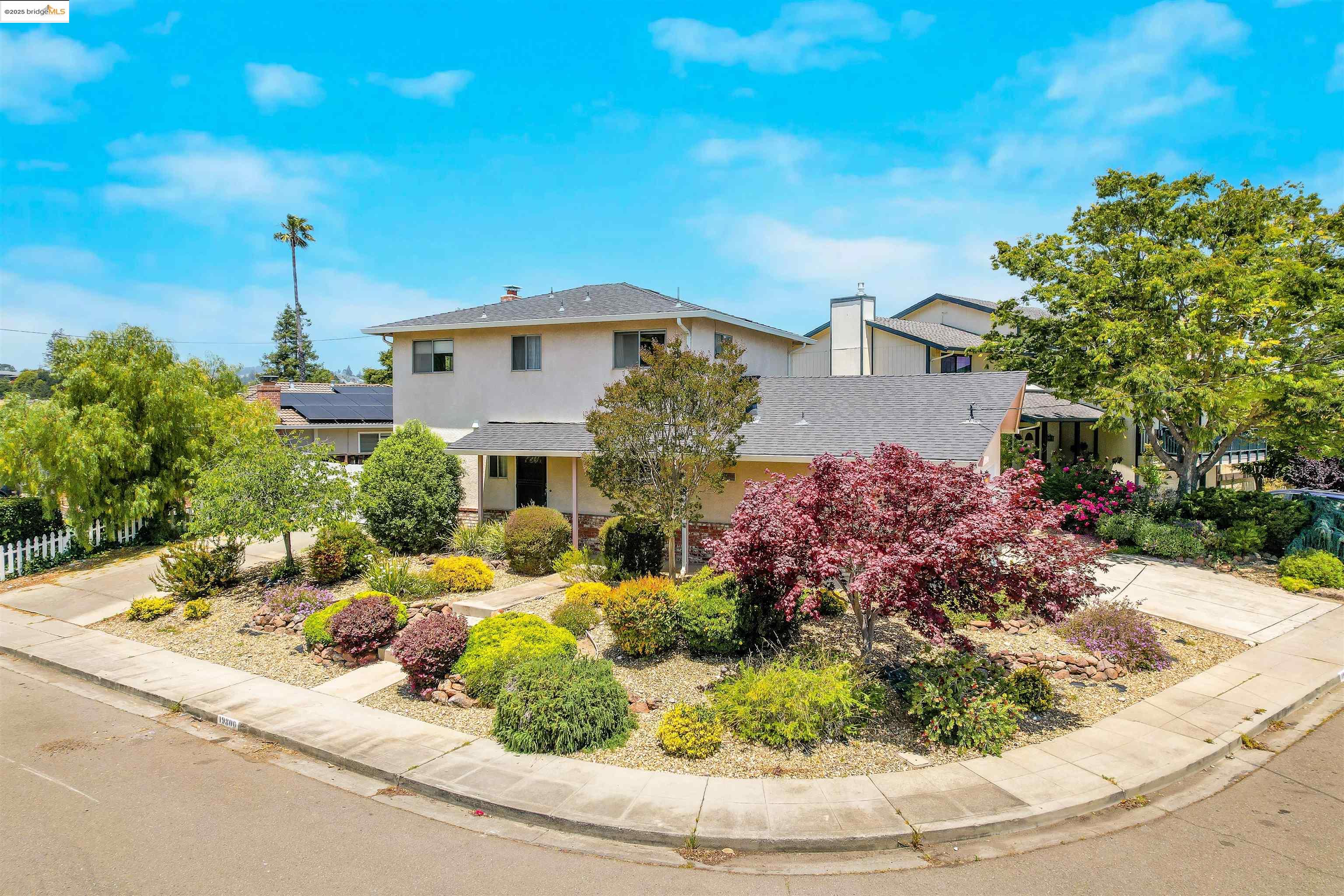 19800 Carnation Ln