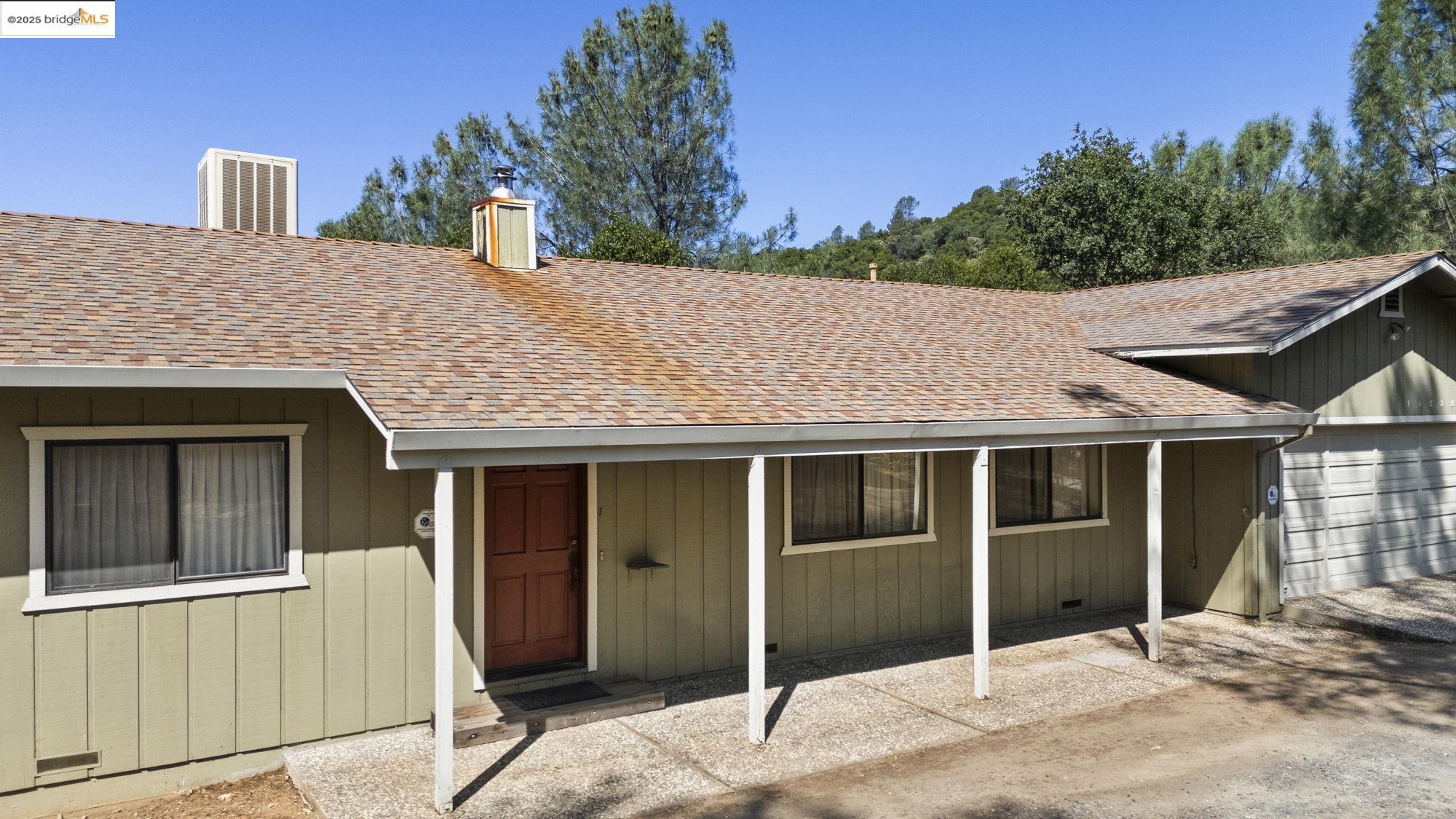 11828 Campo Seco Rd