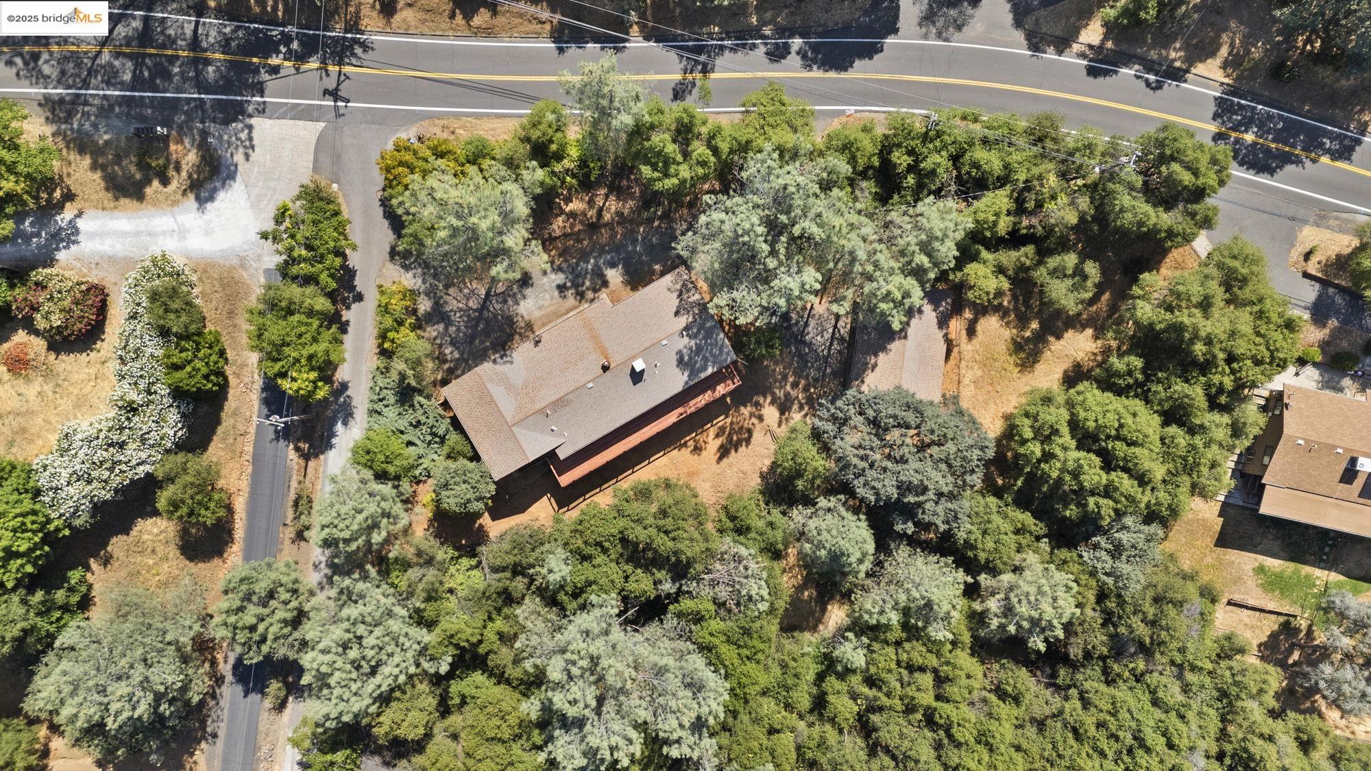 11828 Campo Seco Rd