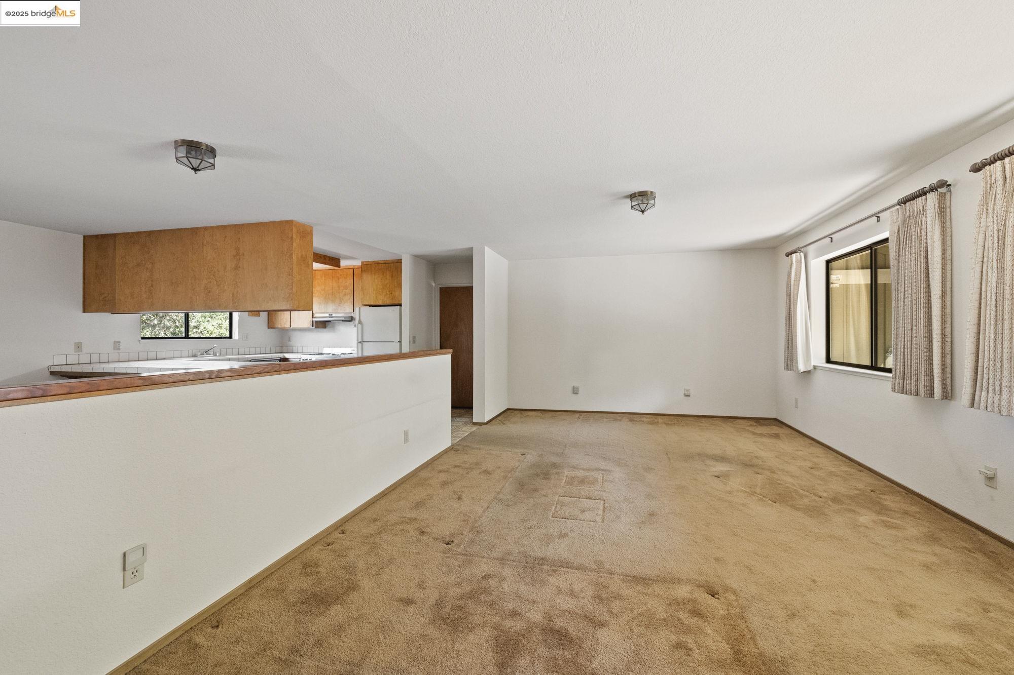 11828 Campo Seco Rd