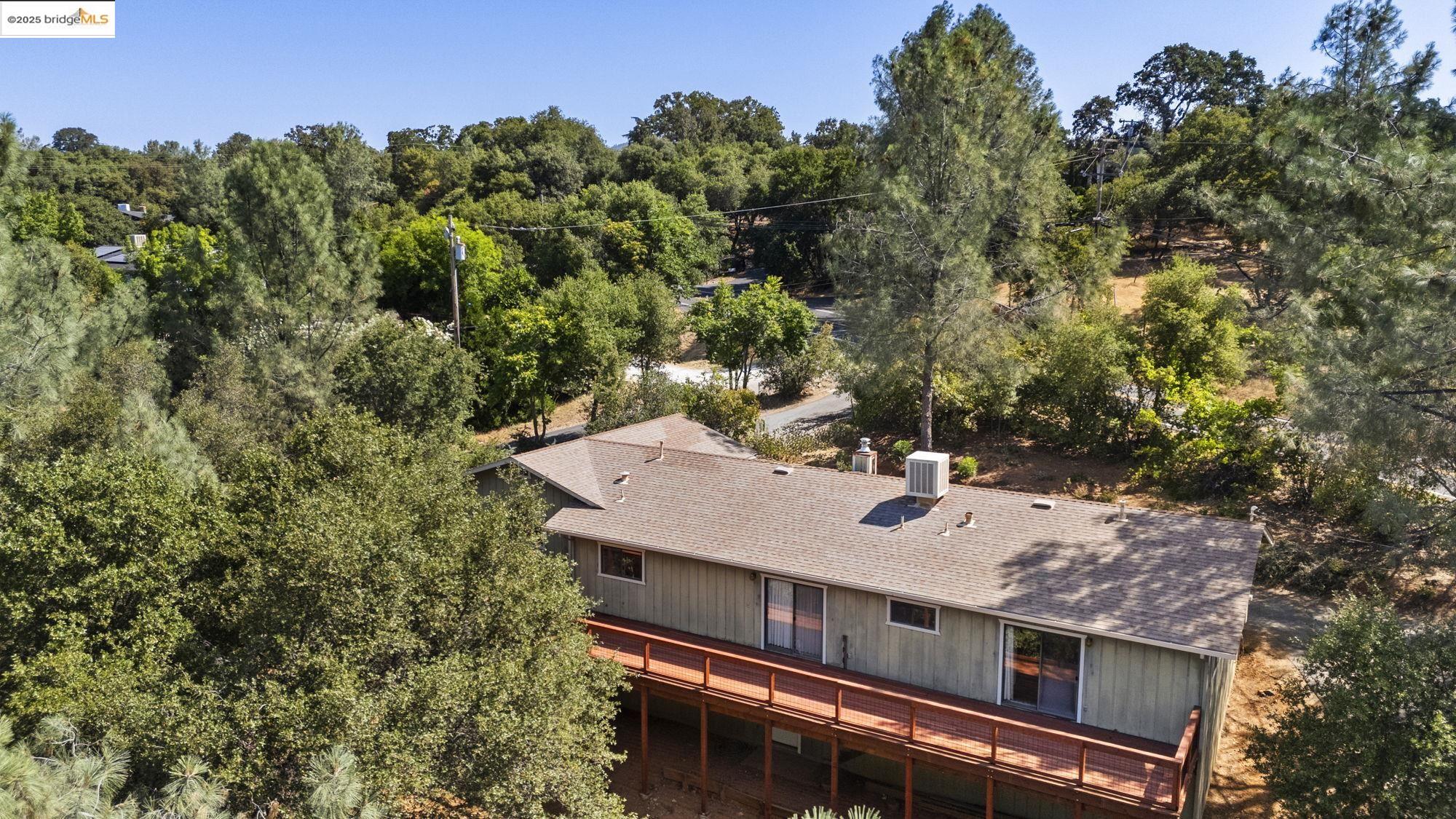 11828 Campo Seco Rd