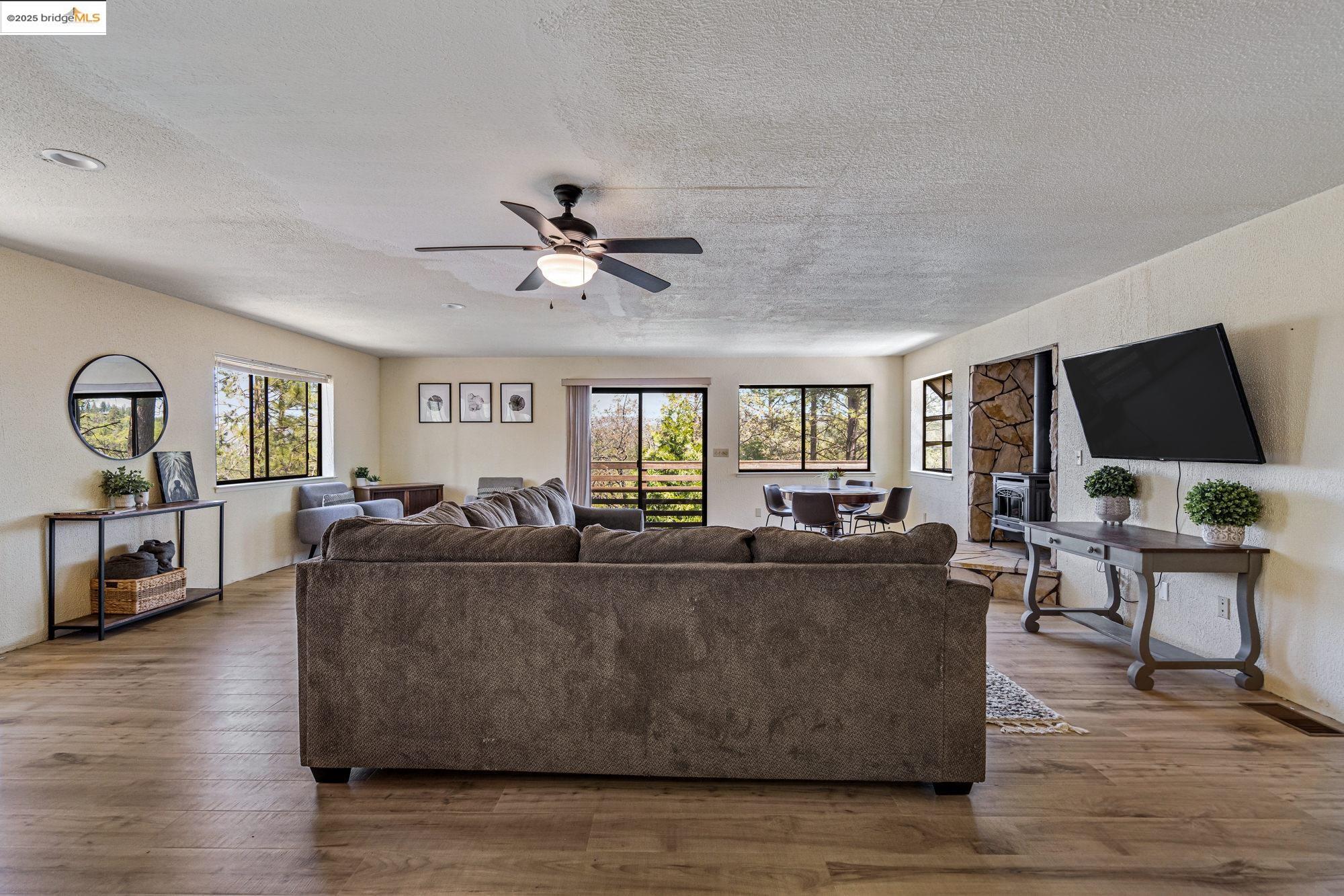 21034 Morgan Dr