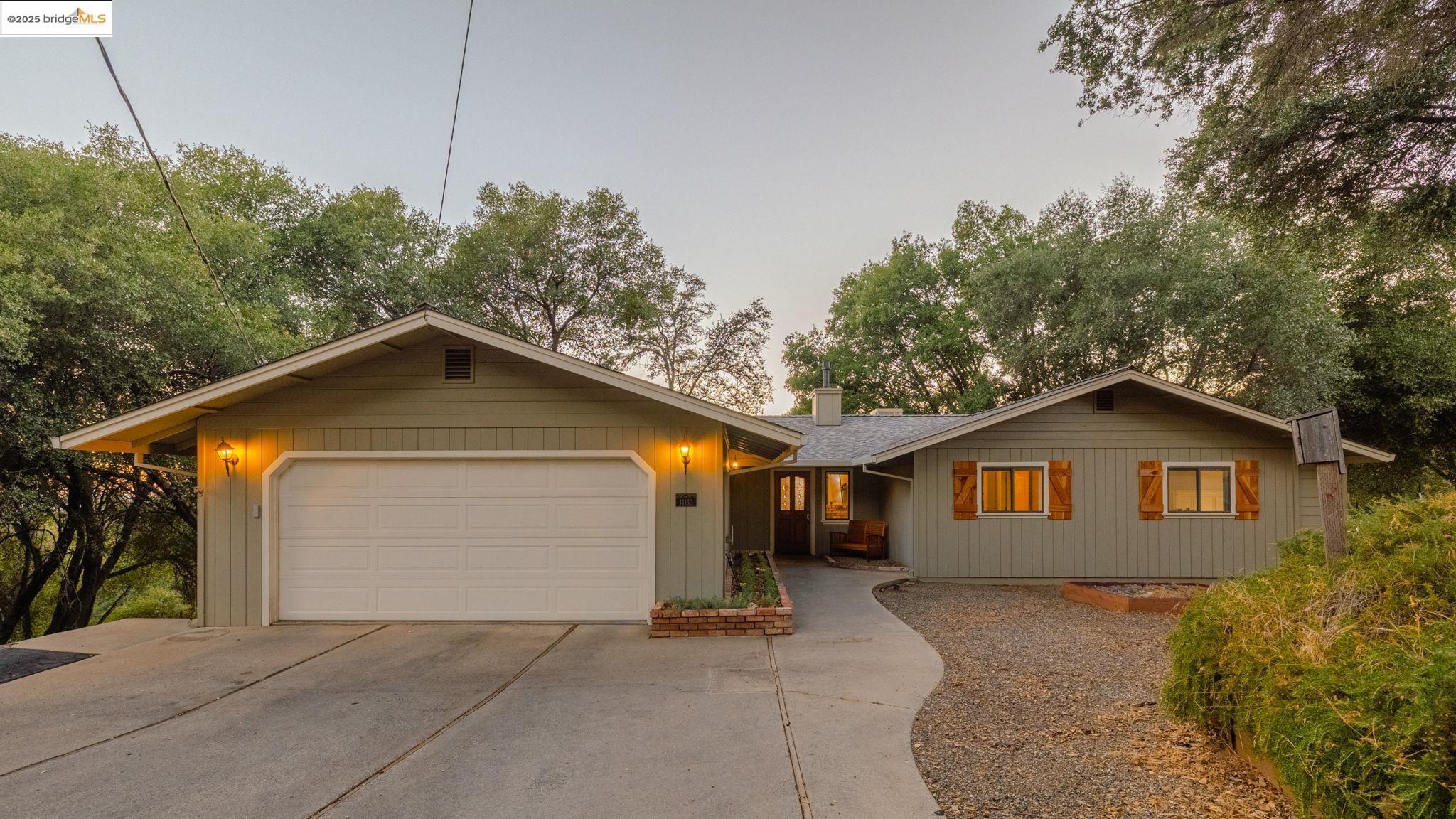14130 Oak Knoll Rd