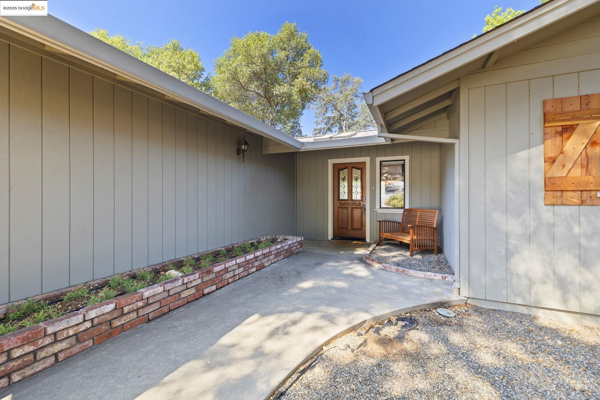 14130 Oak Knoll Rd