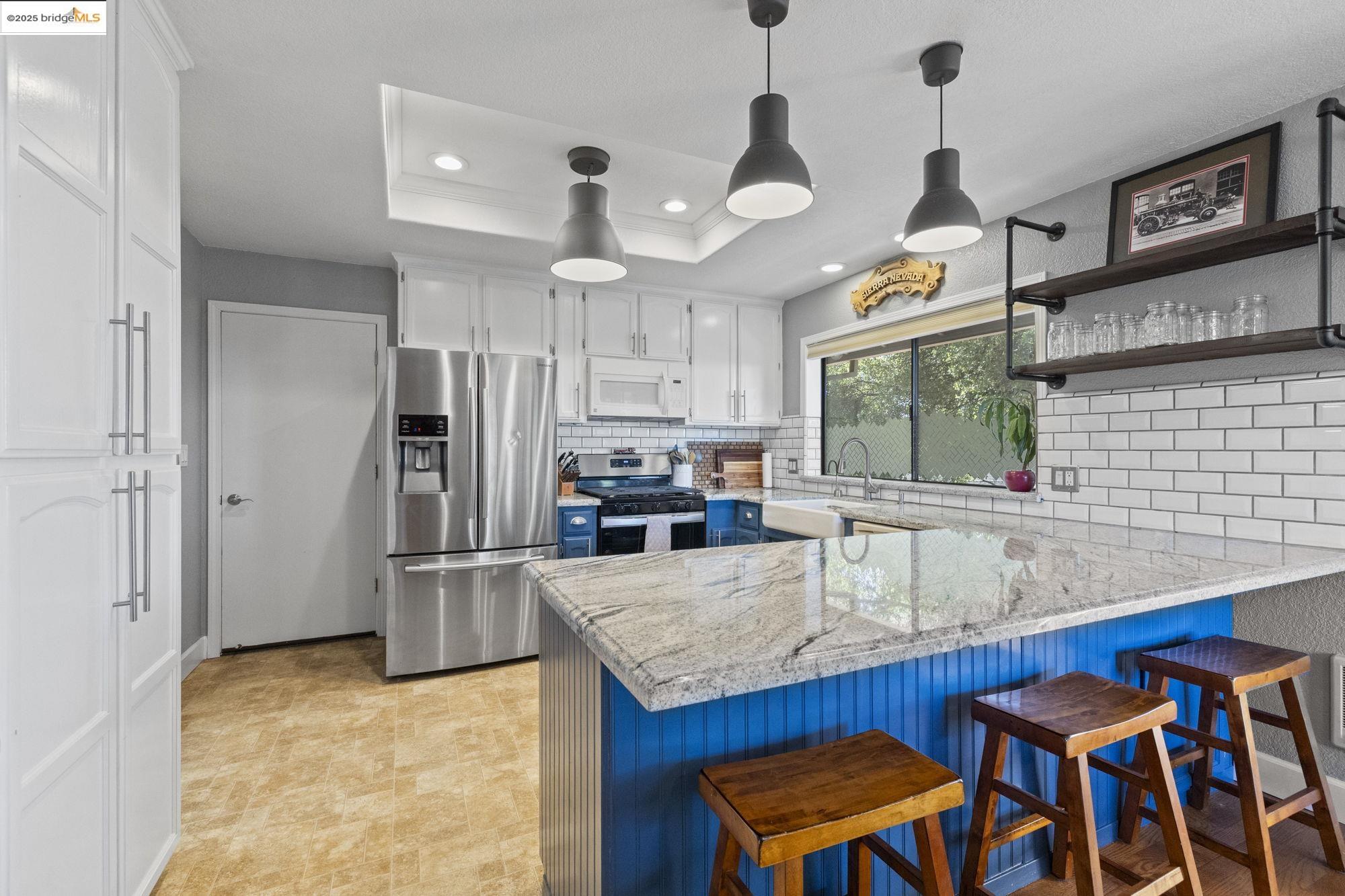 14130 Oak Knoll Rd