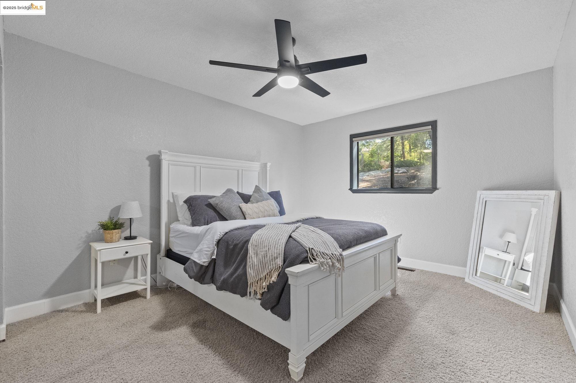 14130 Oak Knoll Rd